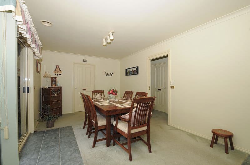 8 Jason Road, CARRUM DOWNS VIC 3201, Carrum Downs - Thumbnail 5