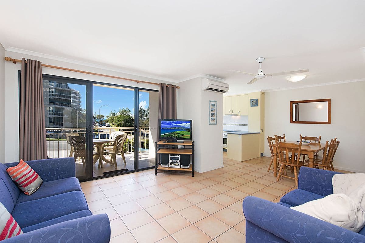 15 Bulcock Beach Esplanade, Caloundra QLD 4551, Caloundra - Thumbnail 4