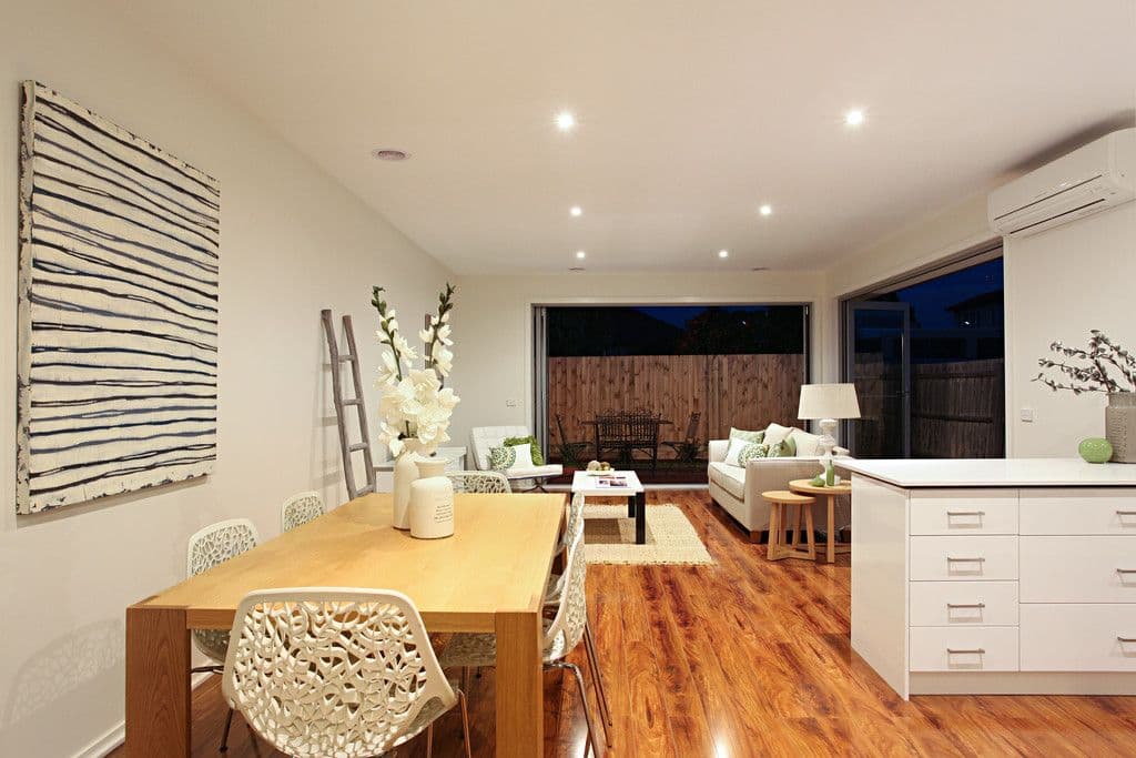 8A Carinya Road, BENTLEIGH EAST VIC 3165, Bentleigh East - Thumbnail 3