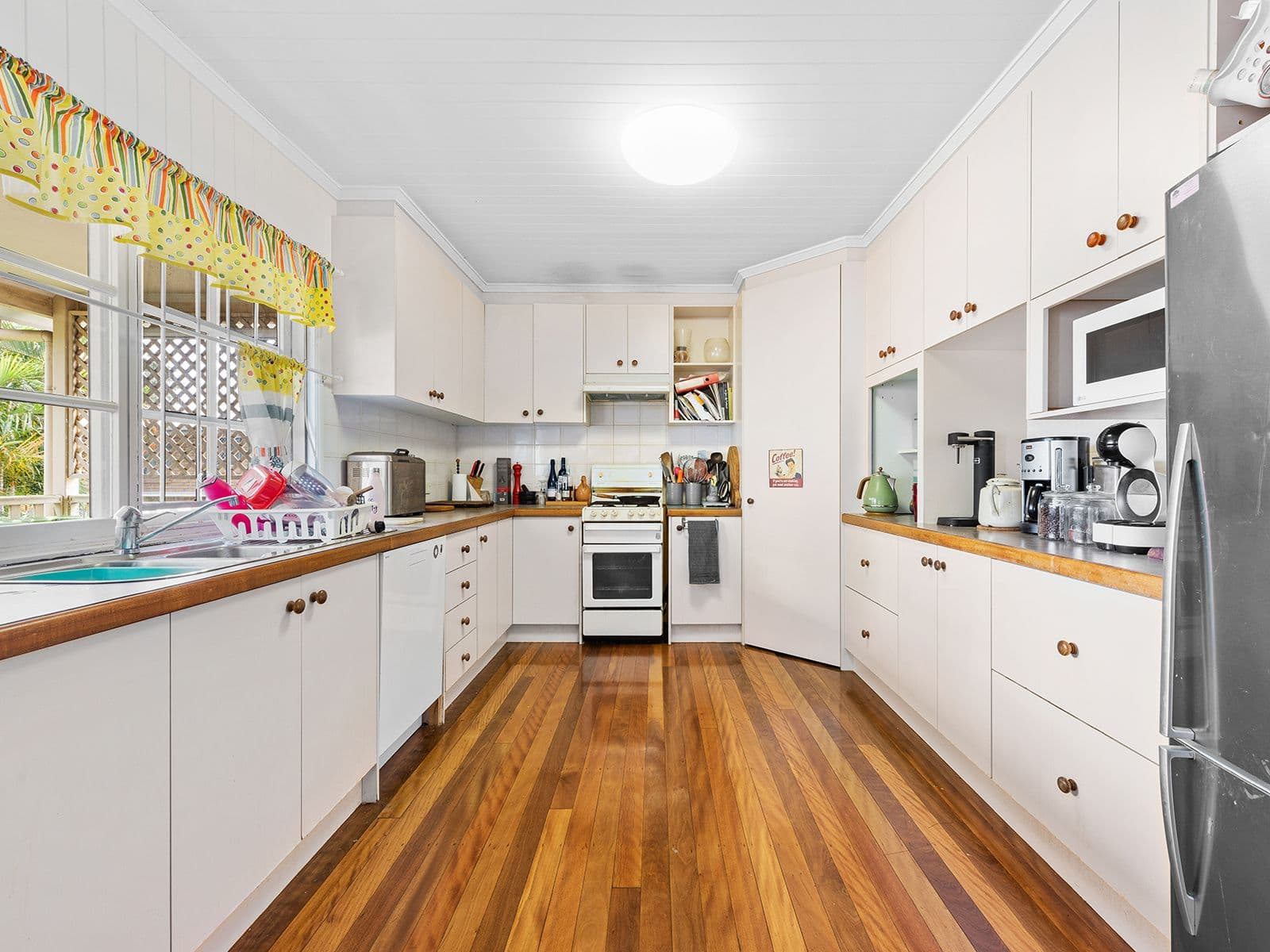 37 Donaldson Street, Corinda QLD 4075, Corinda - Thumbnail 2