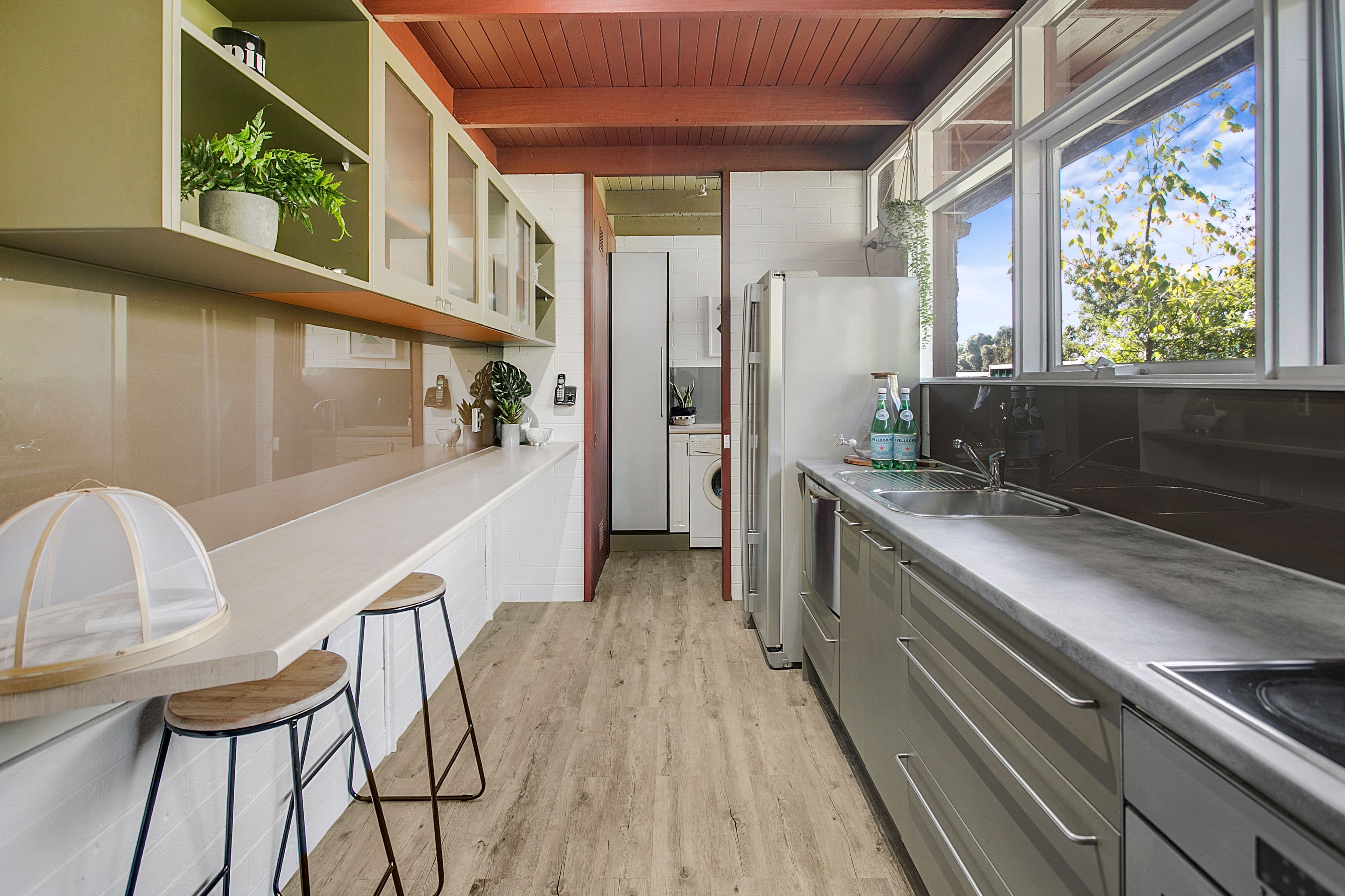 11 Leawarra Parade, Frankston VIC 3199, Frankston - Thumbnail 2