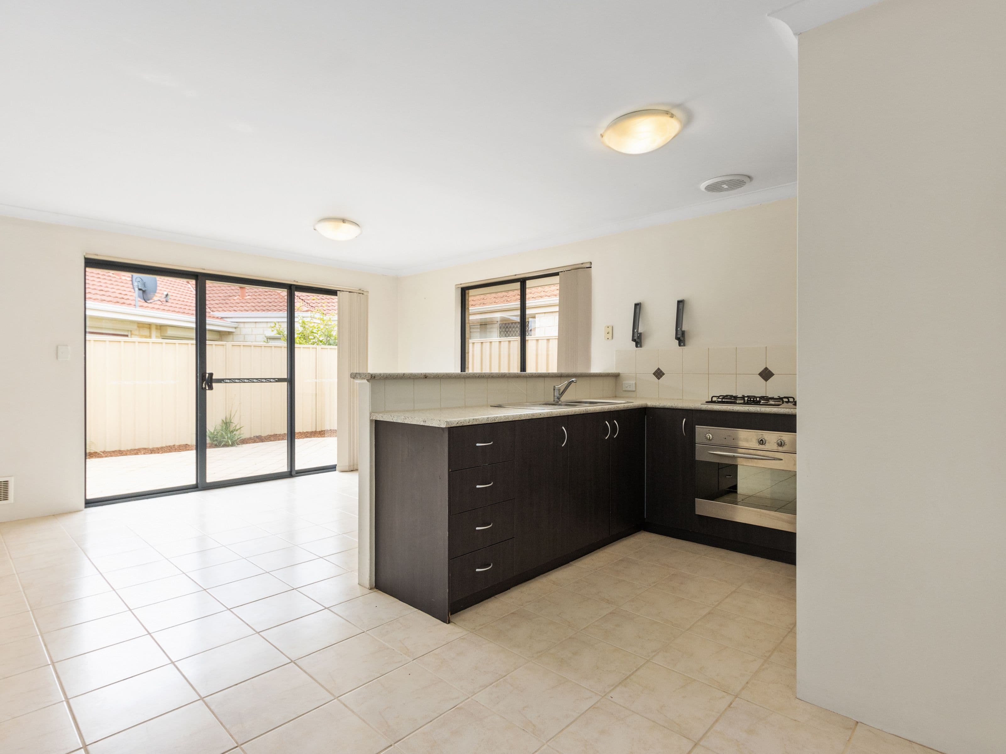 176 Bickley Road, Beckenham WA 6107, Beckenham - Thumbnail 2