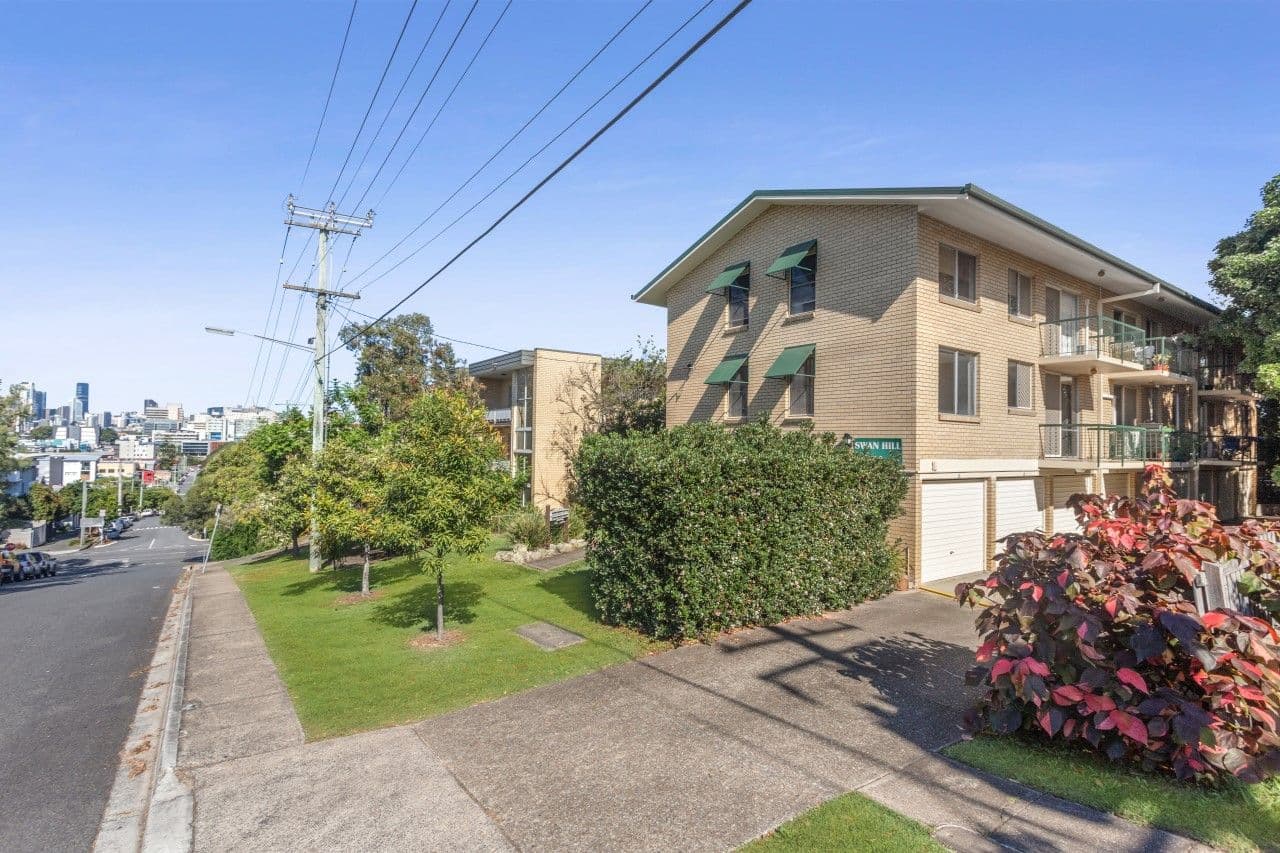 14 Rosemount Terrace, Windsor QLD 4030, Windsor - Thumbnail 2