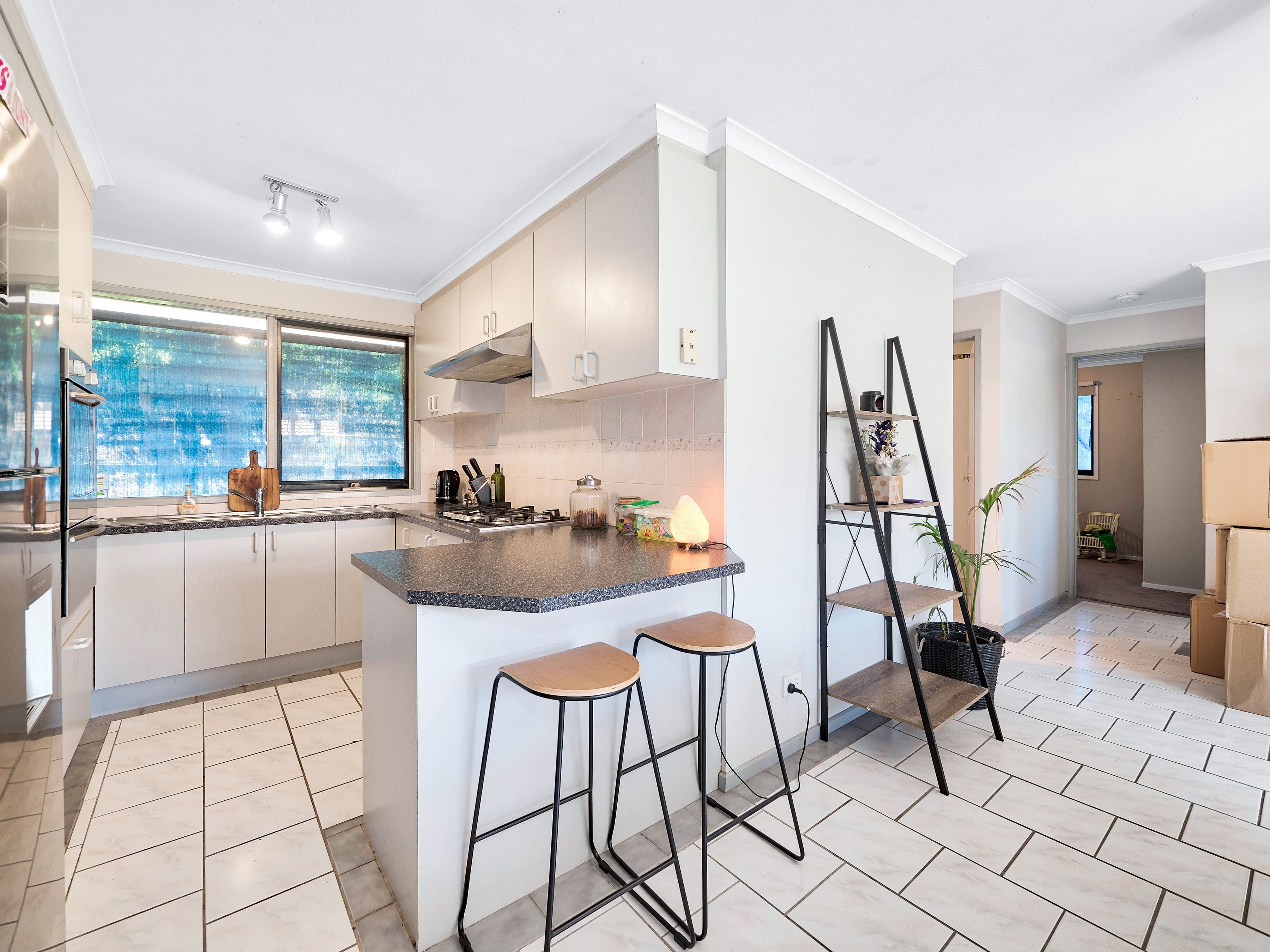56 Willora Crescent, Cranbourne West VIC 3977, Cranbourne West - Thumbnail 3
