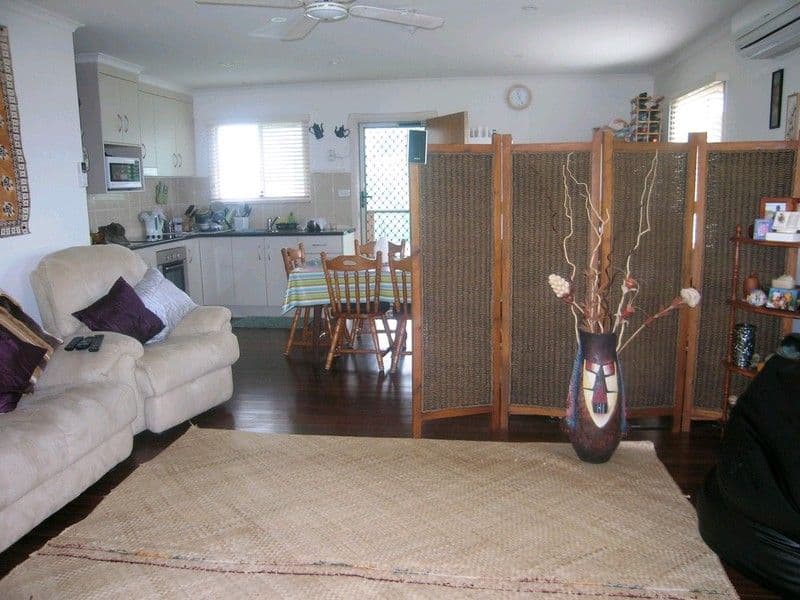 13 Mckinley Street, NORTH MACKAY QLD 4740, North Mackay - Thumbnail 3