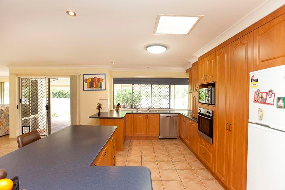 27 St Andrew Place, WISHART QLD 4122, Wishart - Thumbnail 5