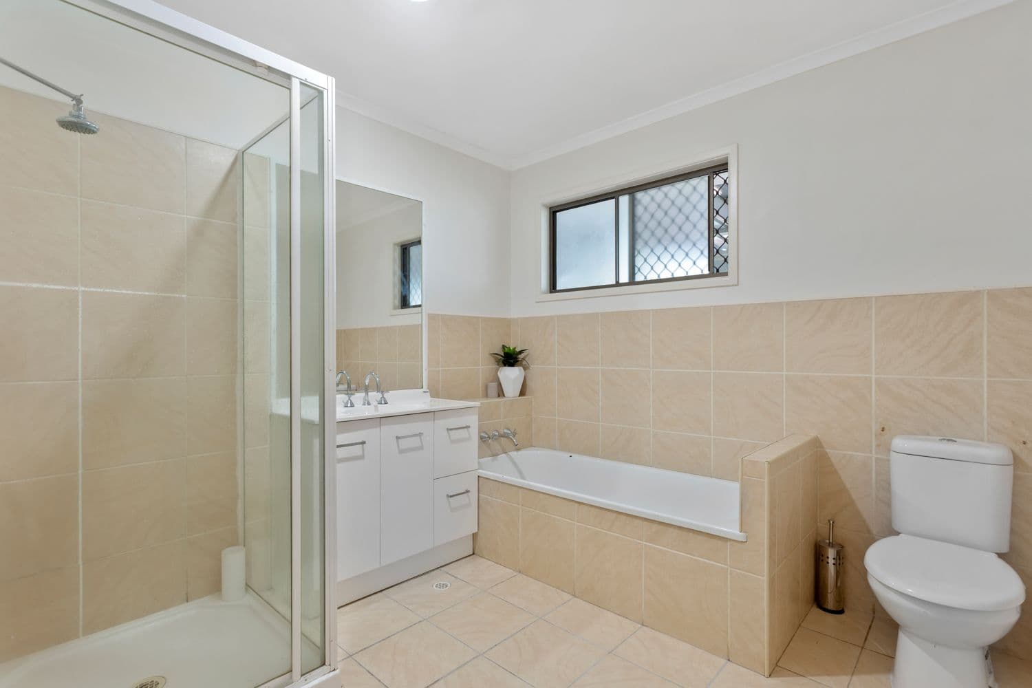 22 Mellumview Drive, Beerwah QLD 4519, Beerwah - Thumbnail 7