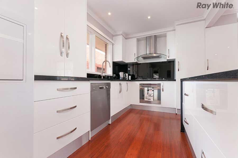 13 Culgoa Court, Keilor VIC 3036, Keilor - Thumbnail 4