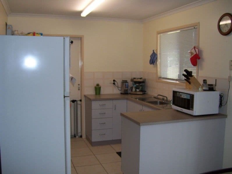 3 Shane Court, ANDERGROVE QLD 4740, Andergrove - Thumbnail 4