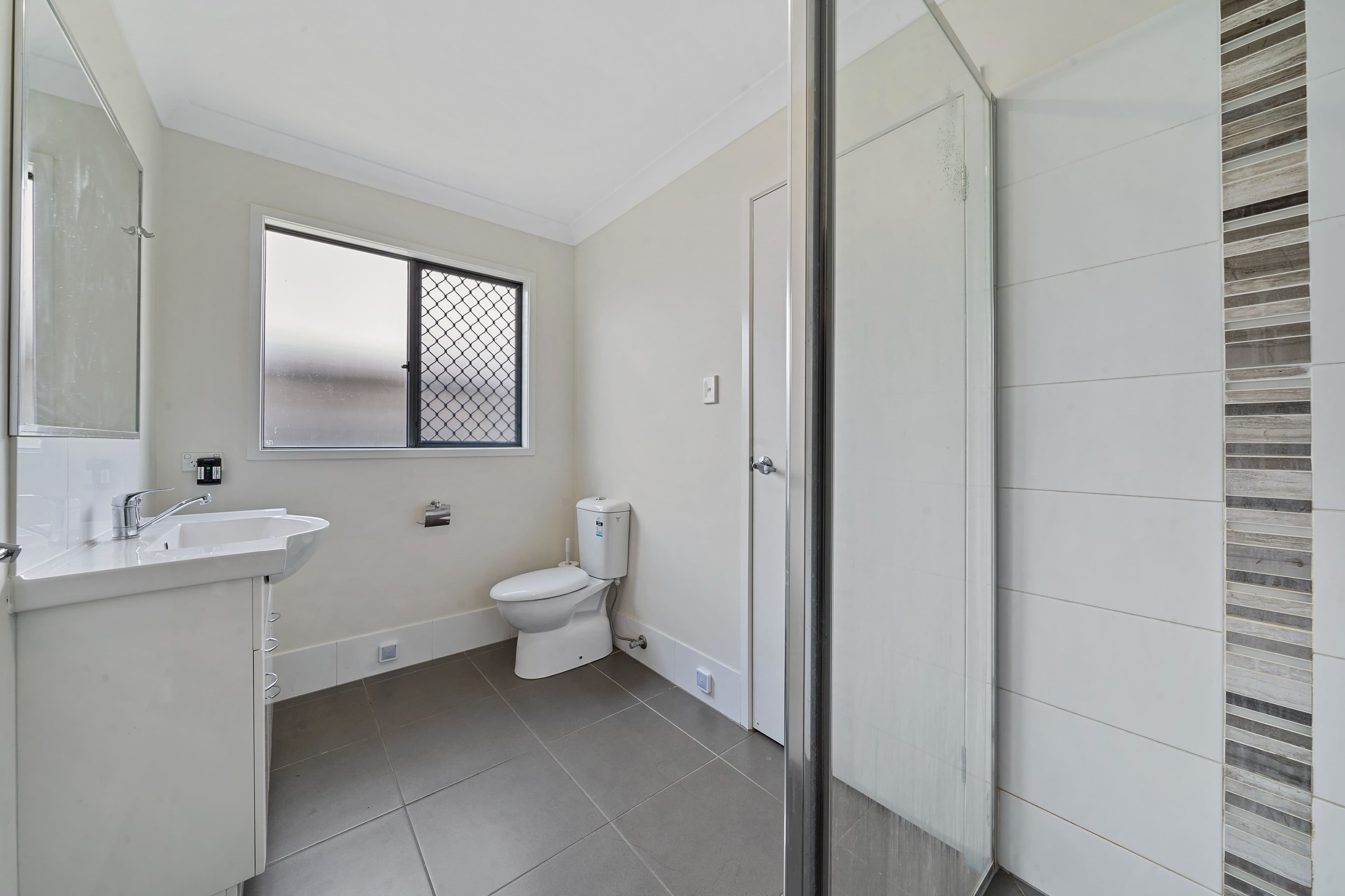 5 Chikameena Street, Logan Reserve QLD 4133, Logan Reserve - Thumbnail 3