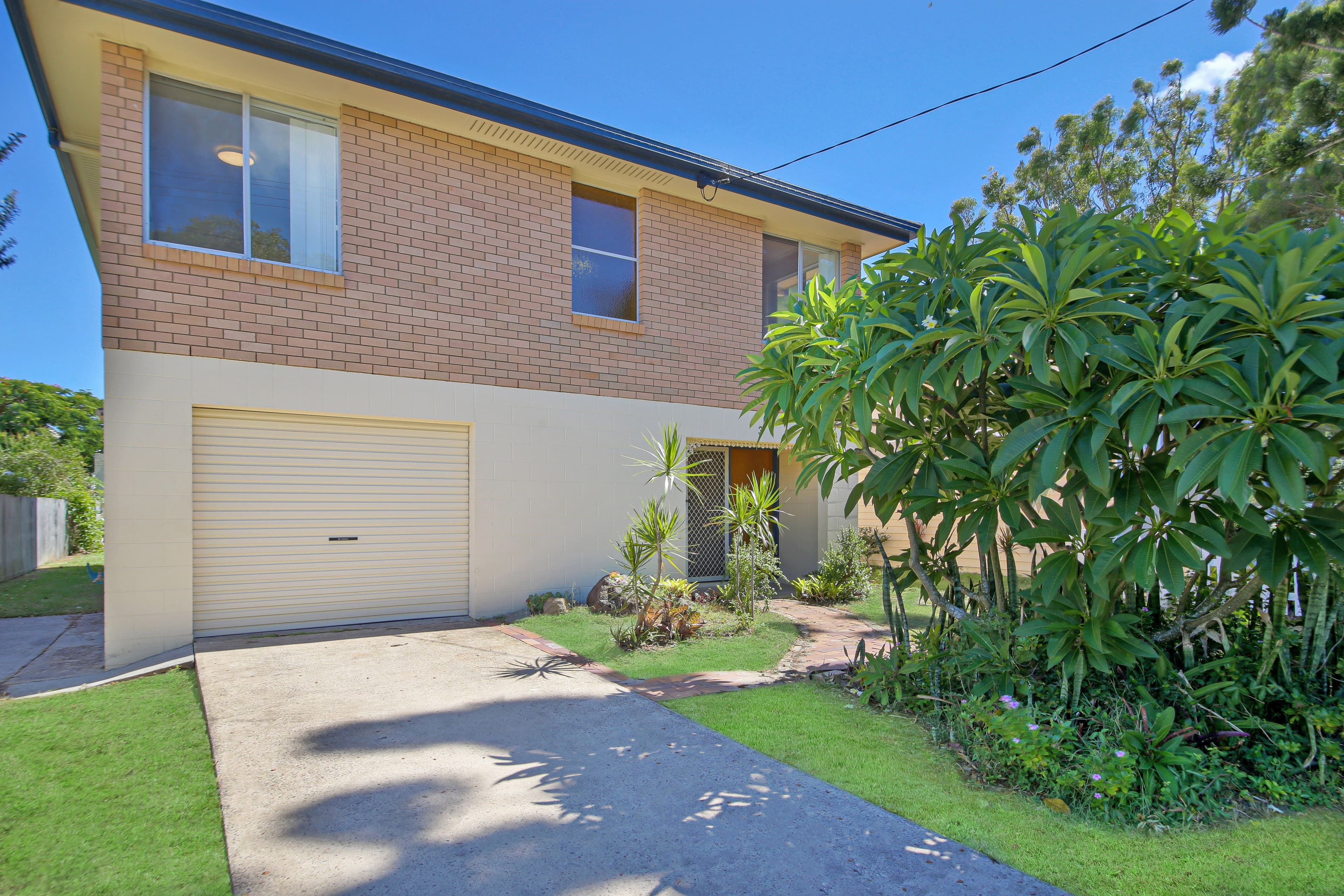 3 Churchill Street, Golden Beach QLD 4551, Golden Beach - Thumbnail 2