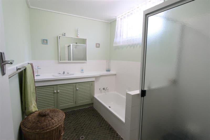 363 Marsh Avenue, FRENCHVILLE QLD 4701, Frenchville - Thumbnail 6