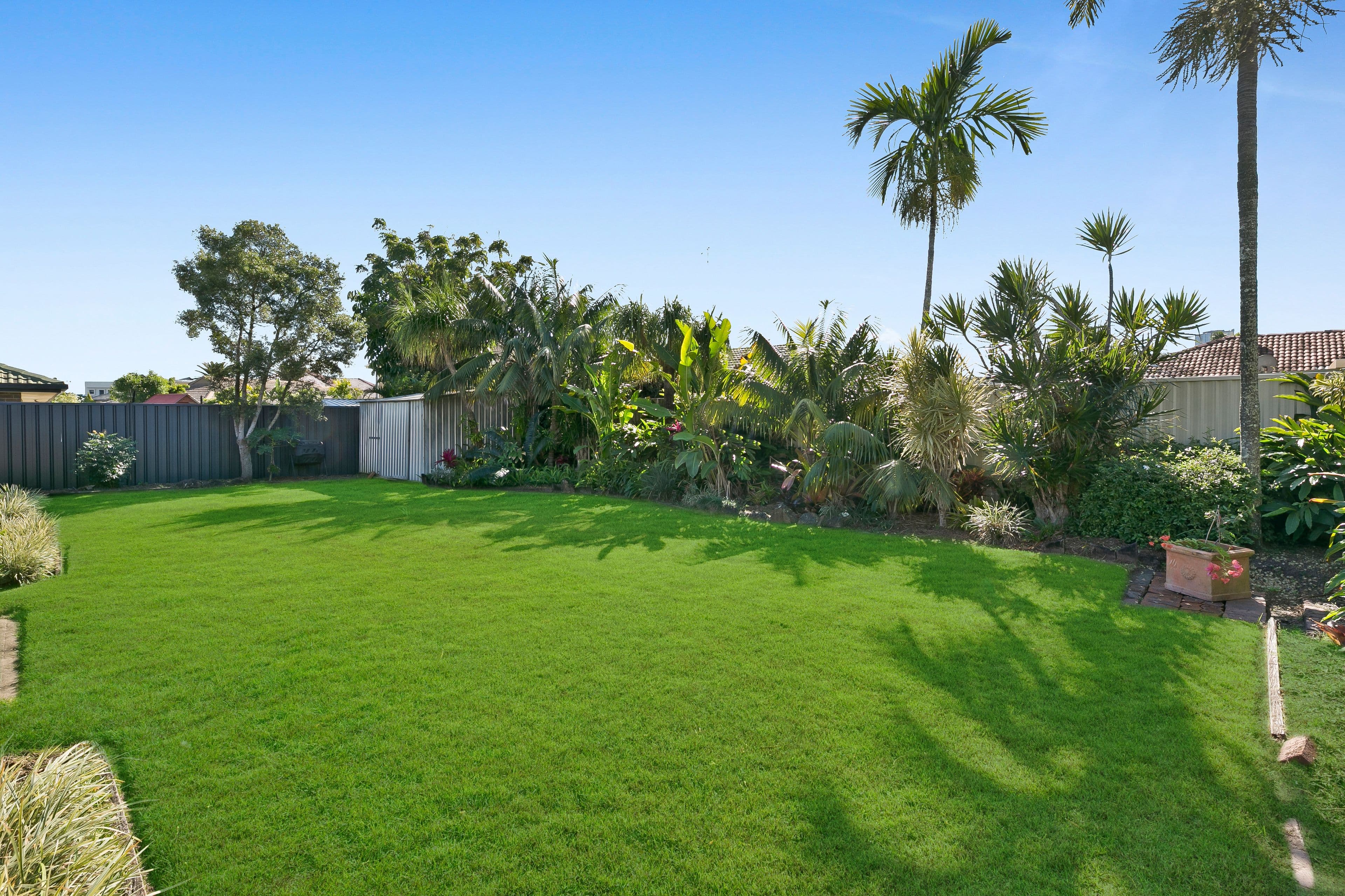 8 Tartan Court, Mermaid Waters QLD 4218, Mermaid Waters - Thumbnail 8