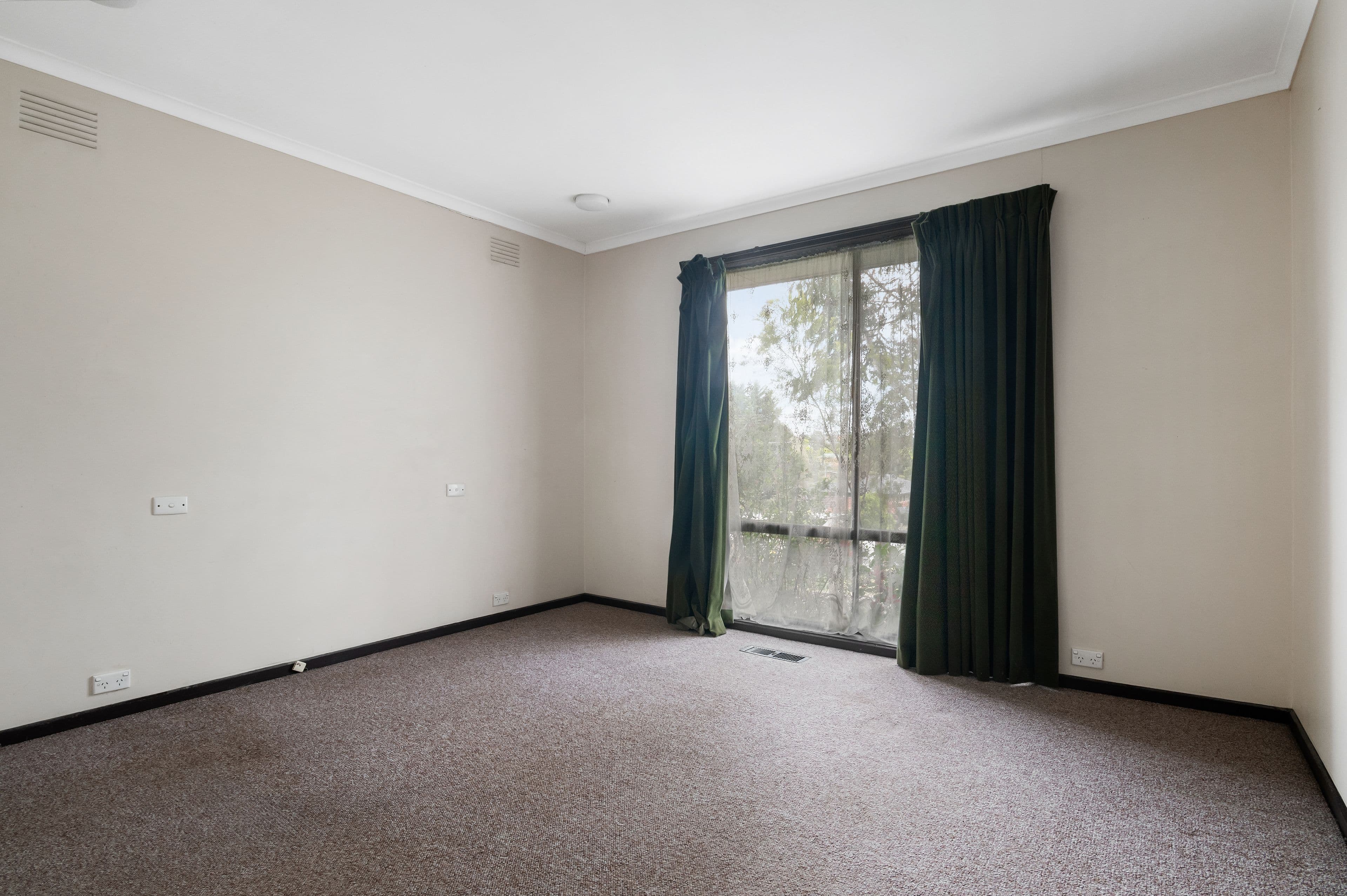 34 Carole Avenue, Chirnside Park VIC 3116, Chirnside Park - Thumbnail 7