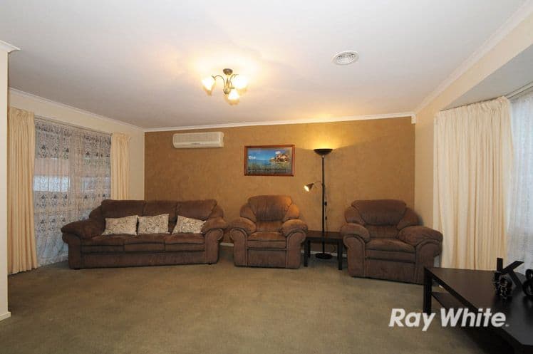 11 South Anderson Court, CRANBOURNE NORTH VIC 3977, Cranbourne - Thumbnail 7