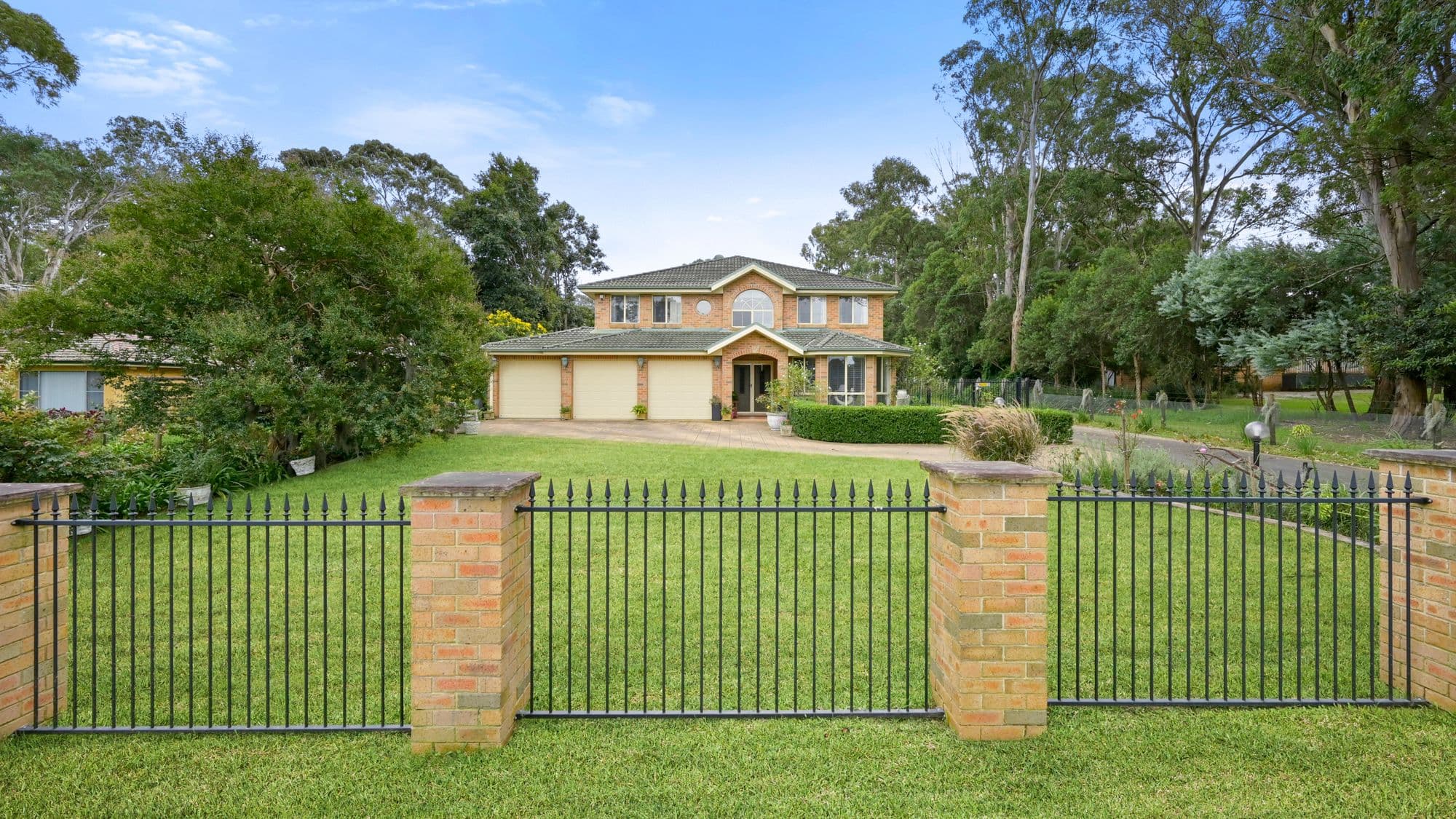 320 Bensley Road, Ingleburn NSW 2565, Ingleburn - Thumbnail 2