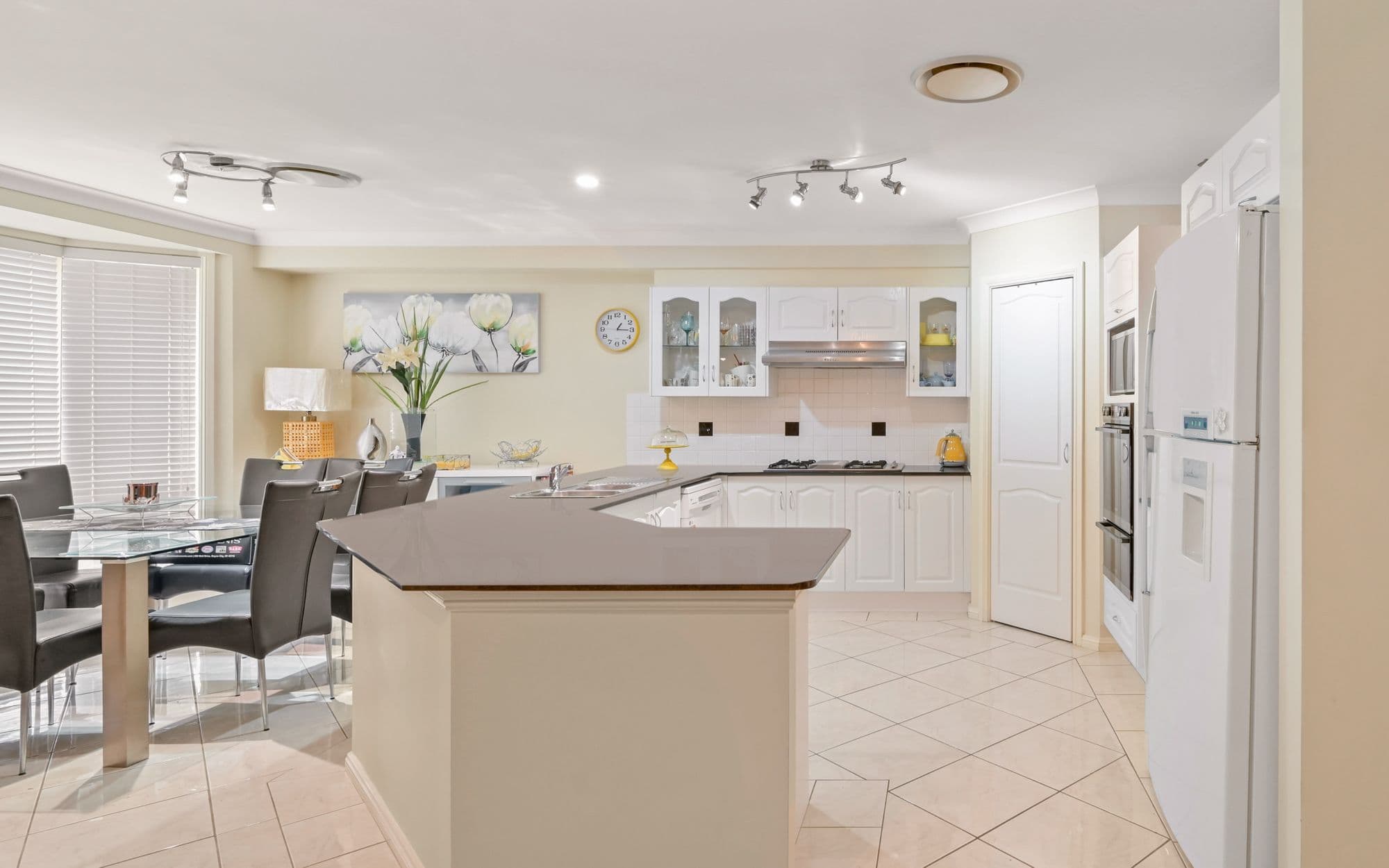 320 Bensley Road, Ingleburn NSW 2565, Ingleburn - Thumbnail 5