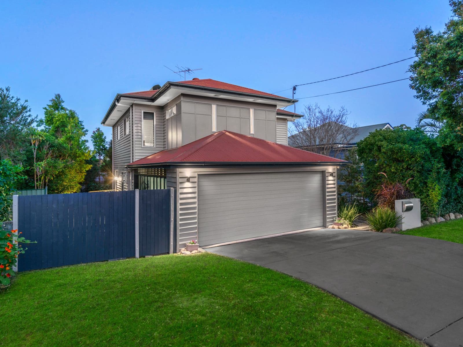 11 Maple Street, Wavell Heights QLD 4012, Wavell Heights - Thumbnail 2