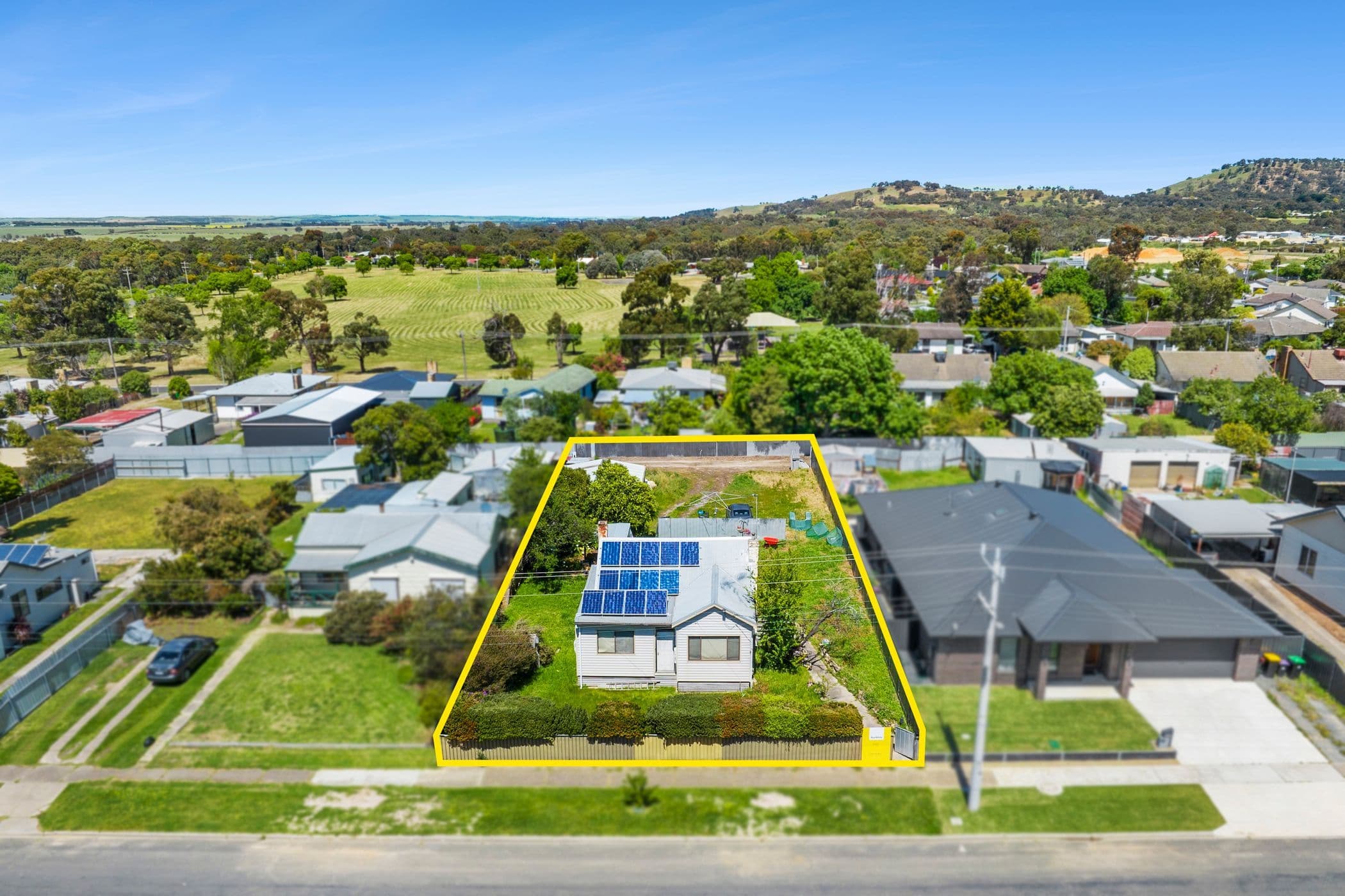 57 Elizabeth Street, Ararat VIC 3377, Ararat - Image 1