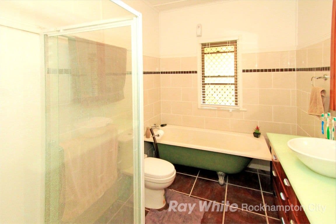 284 Dunbar Street, KOONGAL QLD 4701, Koongal - Thumbnail 4
