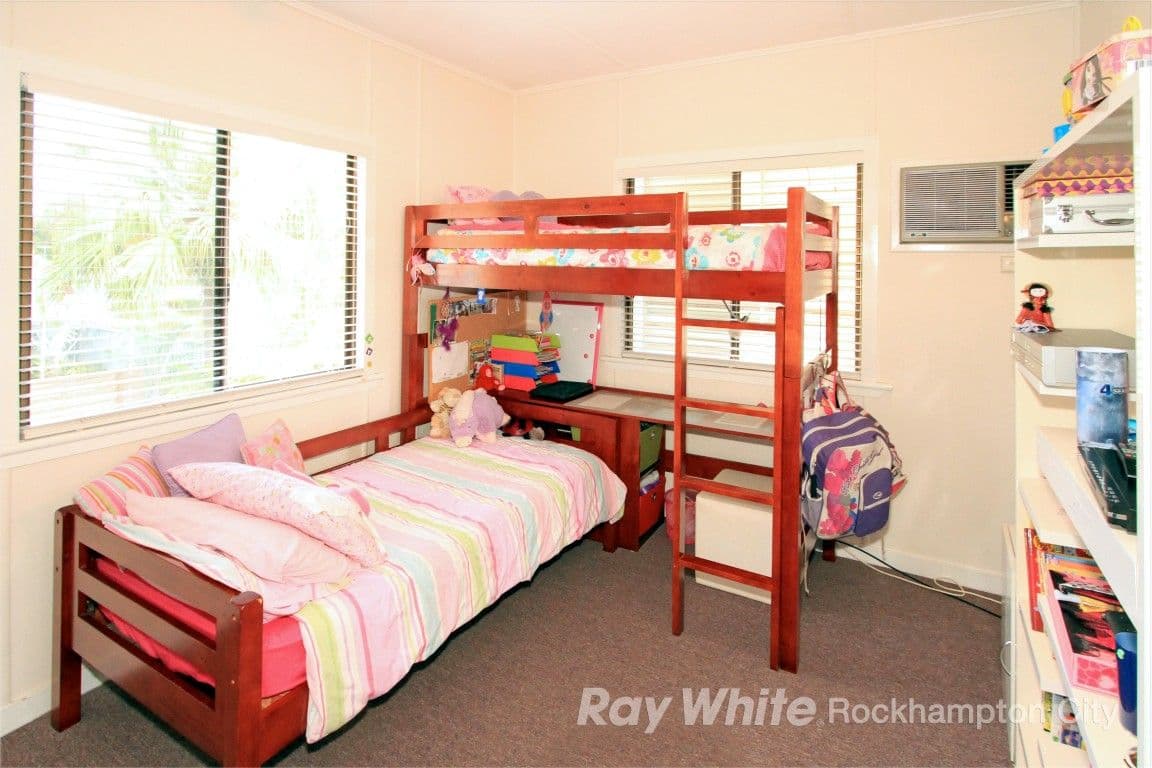 284 Dunbar Street, KOONGAL QLD 4701, Koongal - Thumbnail 6