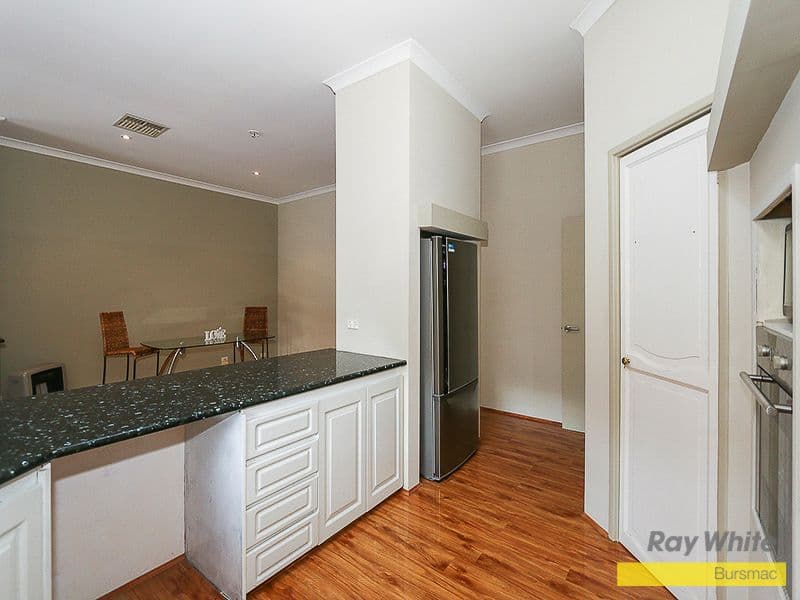 75 Lakeshore Close, Ballajura WA 6066, Ballajura - Thumbnail 2