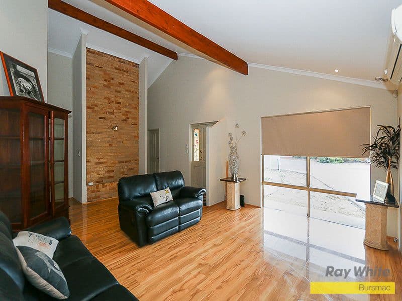 75 Lakeshore Close, Ballajura WA 6066, Ballajura - Thumbnail 5