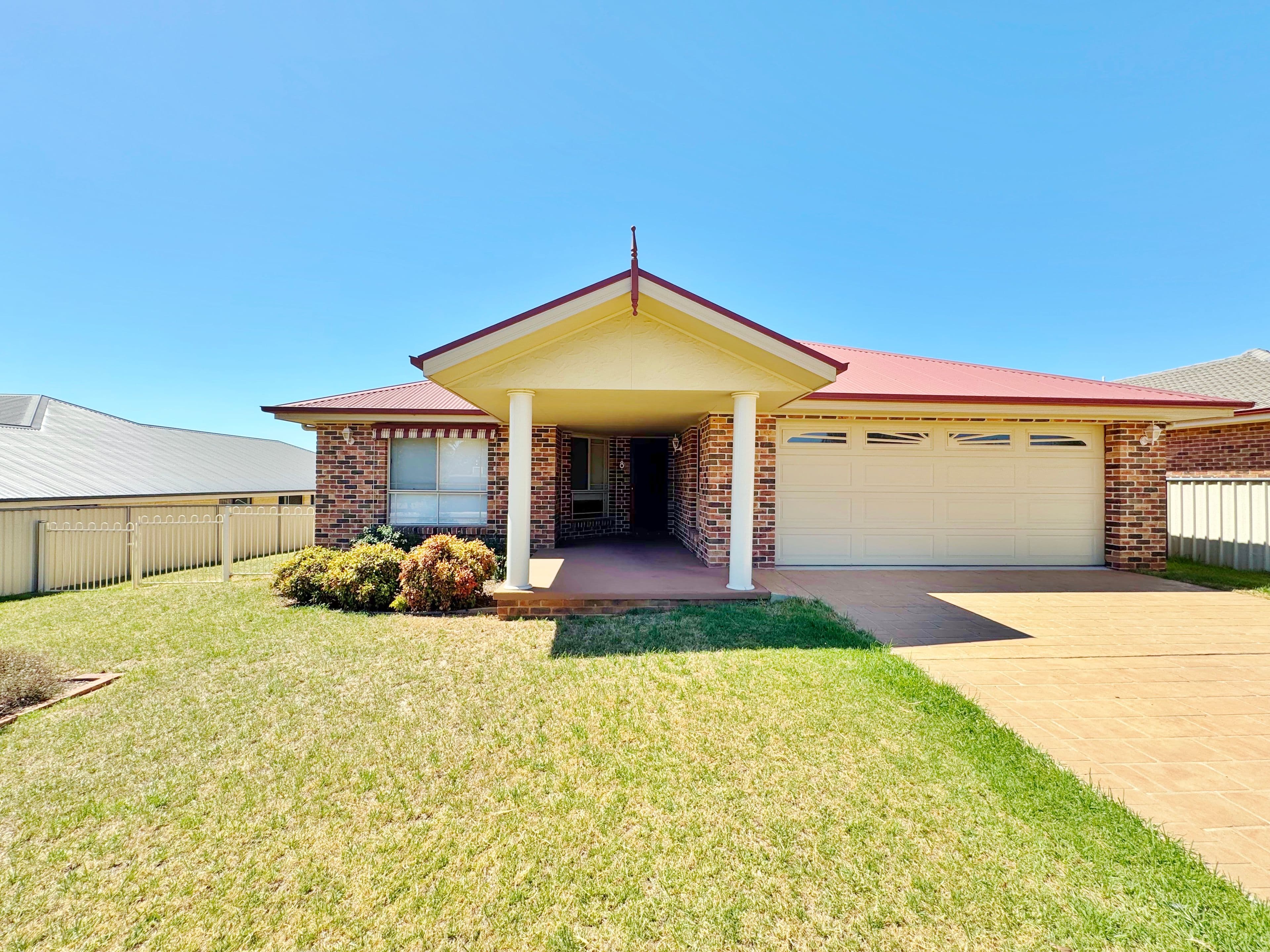 8 Hills Street, Young NSW 2594, Young - Image 1