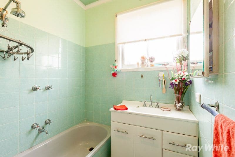1 Taranto Drive, Noble Park VIC 3174, Noble Park - Thumbnail 6