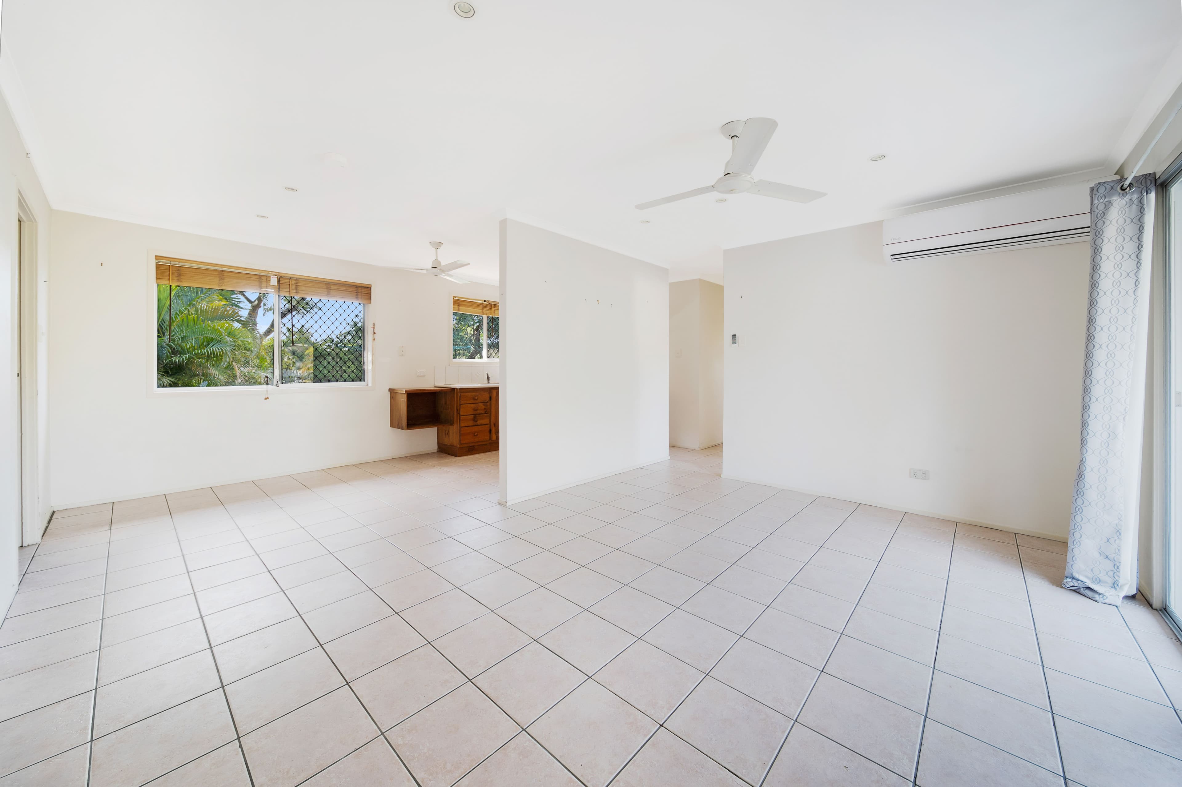 32 Jindavee Crescent, Slacks Creek QLD 4127, Slacks Creek - Thumbnail 4