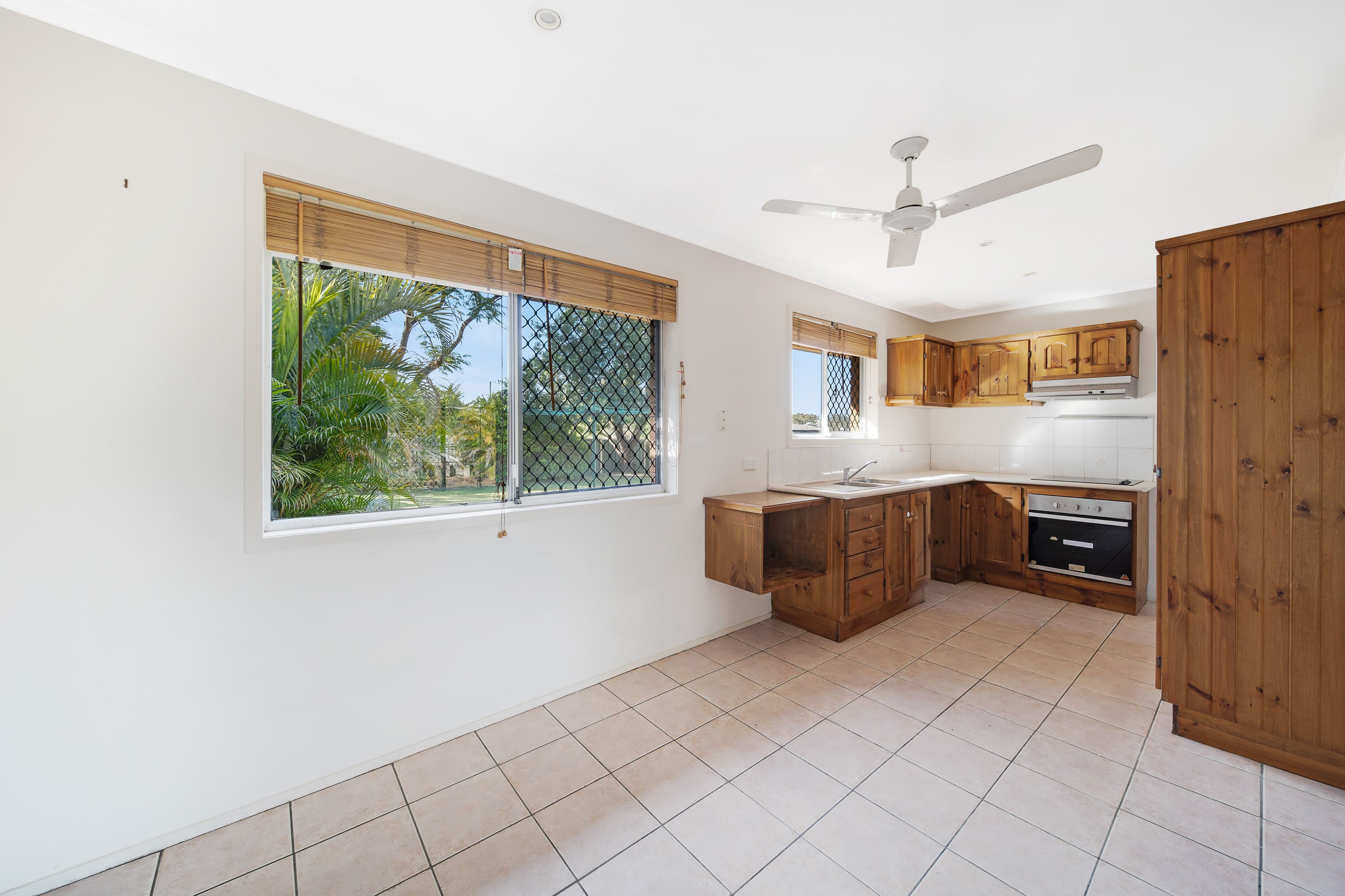 32 Jindavee Crescent, Slacks Creek QLD 4127, Slacks Creek - Thumbnail 6