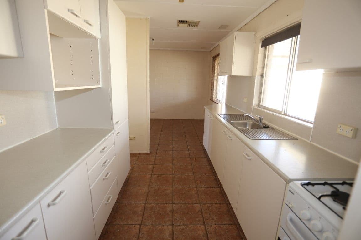 11 Grevillea Crescent, Kambalda West WA 6442, Kambalda West - Thumbnail 4