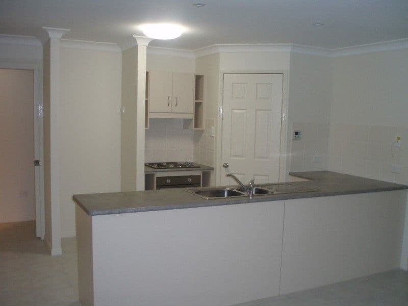 16 Riley Drive, GRACEMERE QLD 4702, Gracemere - Thumbnail 6
