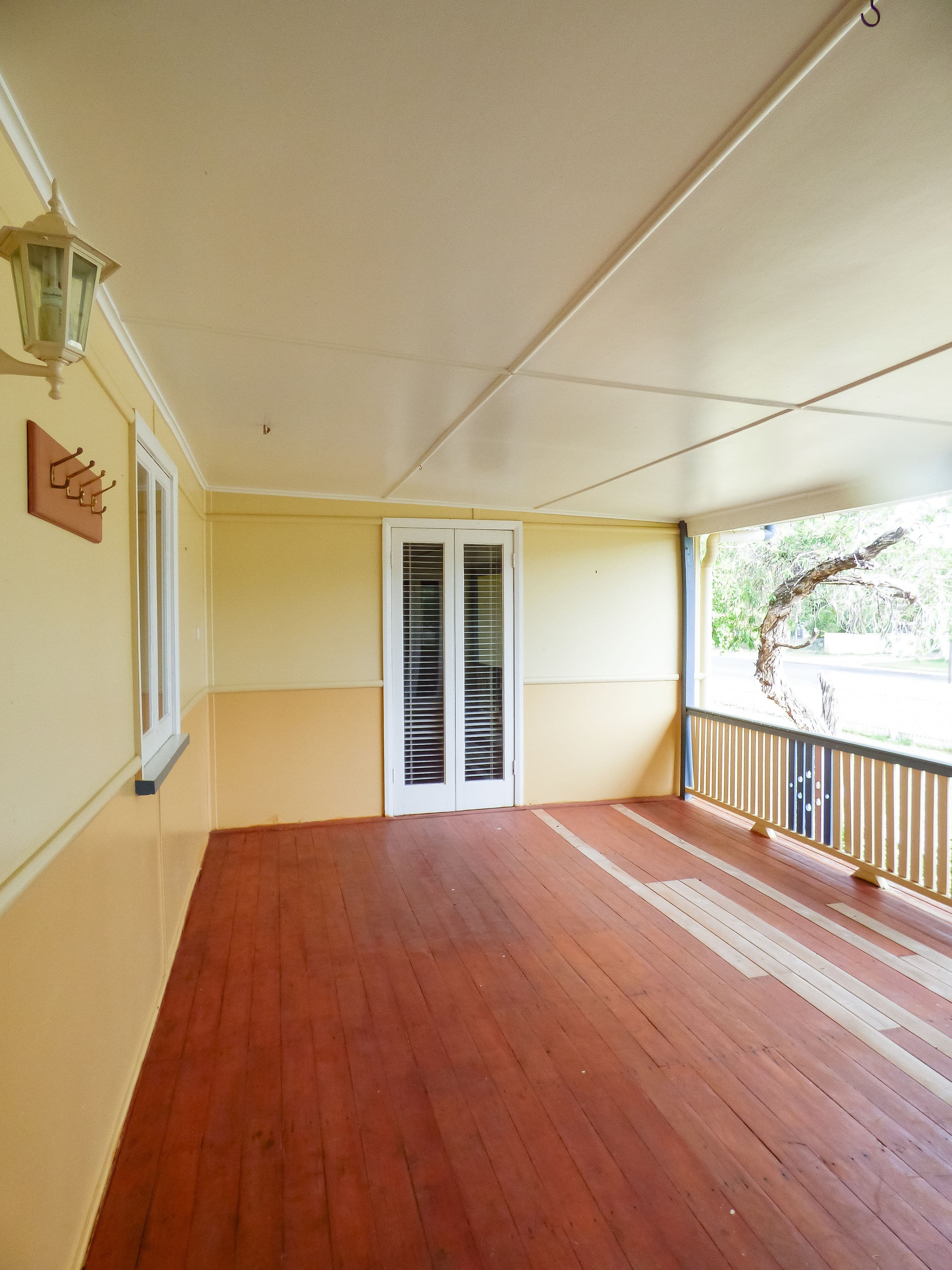 44 Taylor Street, Roma QLD 4455, Roma - Thumbnail 3