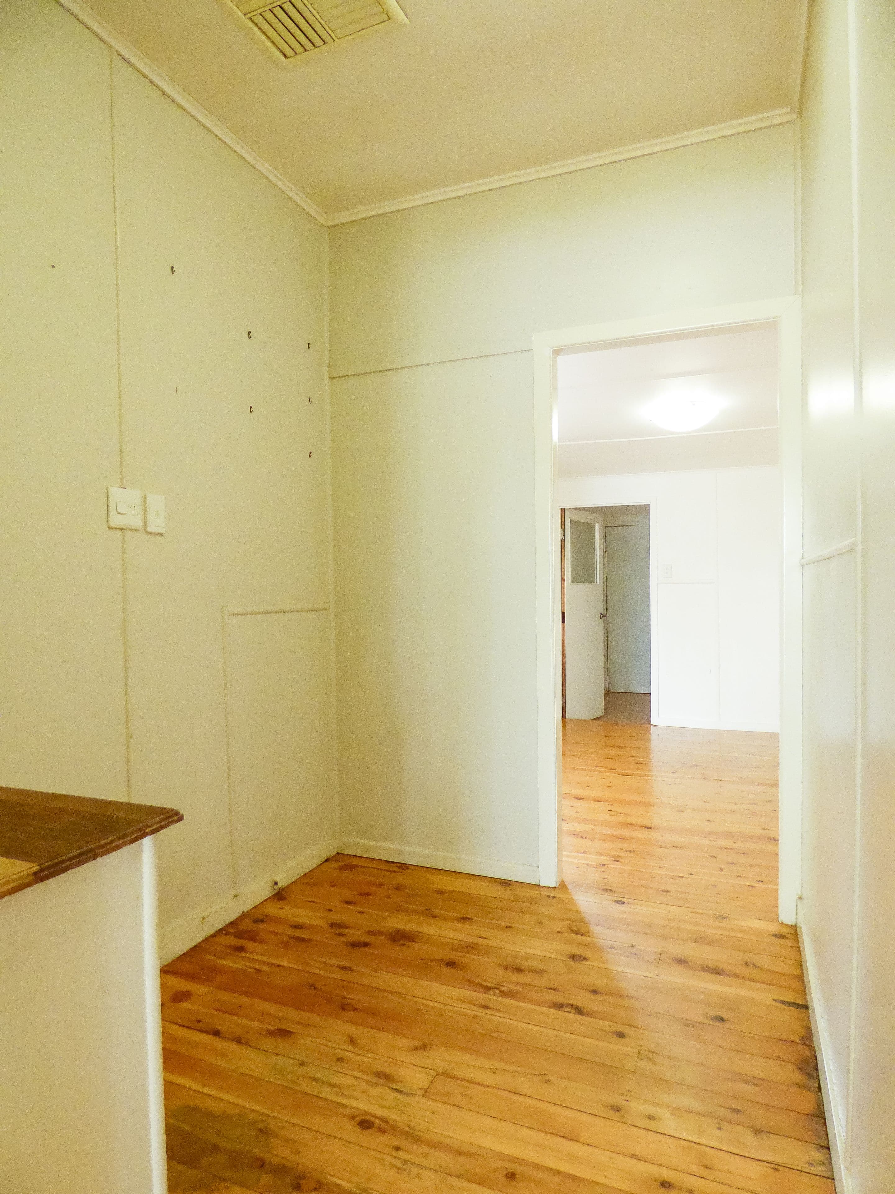 44 Taylor Street, Roma QLD 4455, Roma - Thumbnail 8