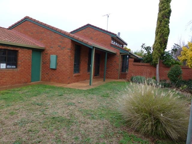 10 Lachlan Crescent, ECHUCA VIC 3564, Echuca - Image 1