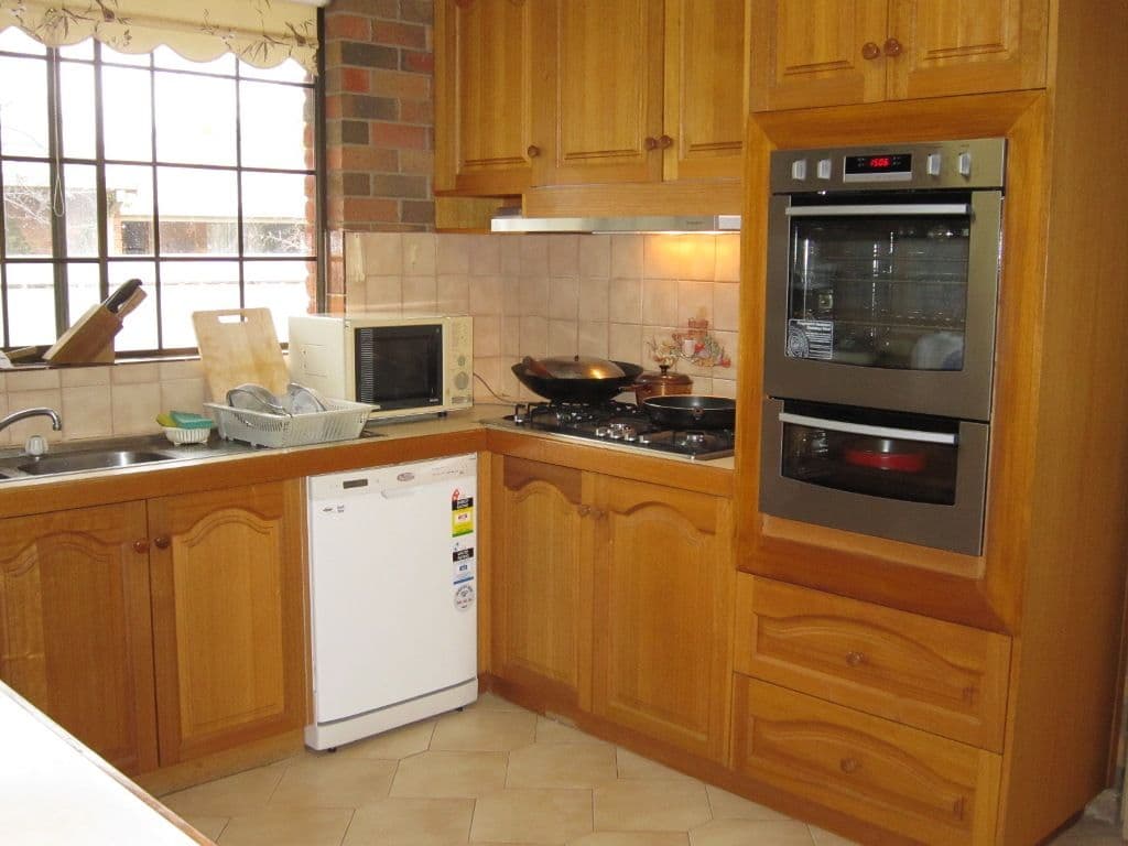 10 Lachlan Crescent, ECHUCA VIC 3564, Echuca - Thumbnail 2