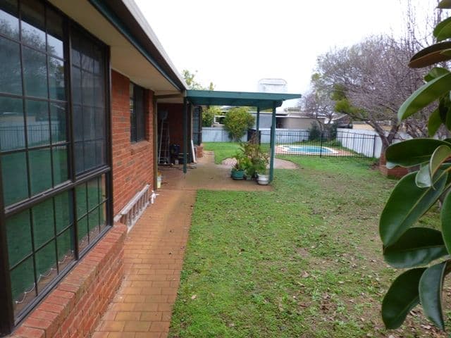 10 Lachlan Crescent, ECHUCA VIC 3564, Echuca - Thumbnail 4