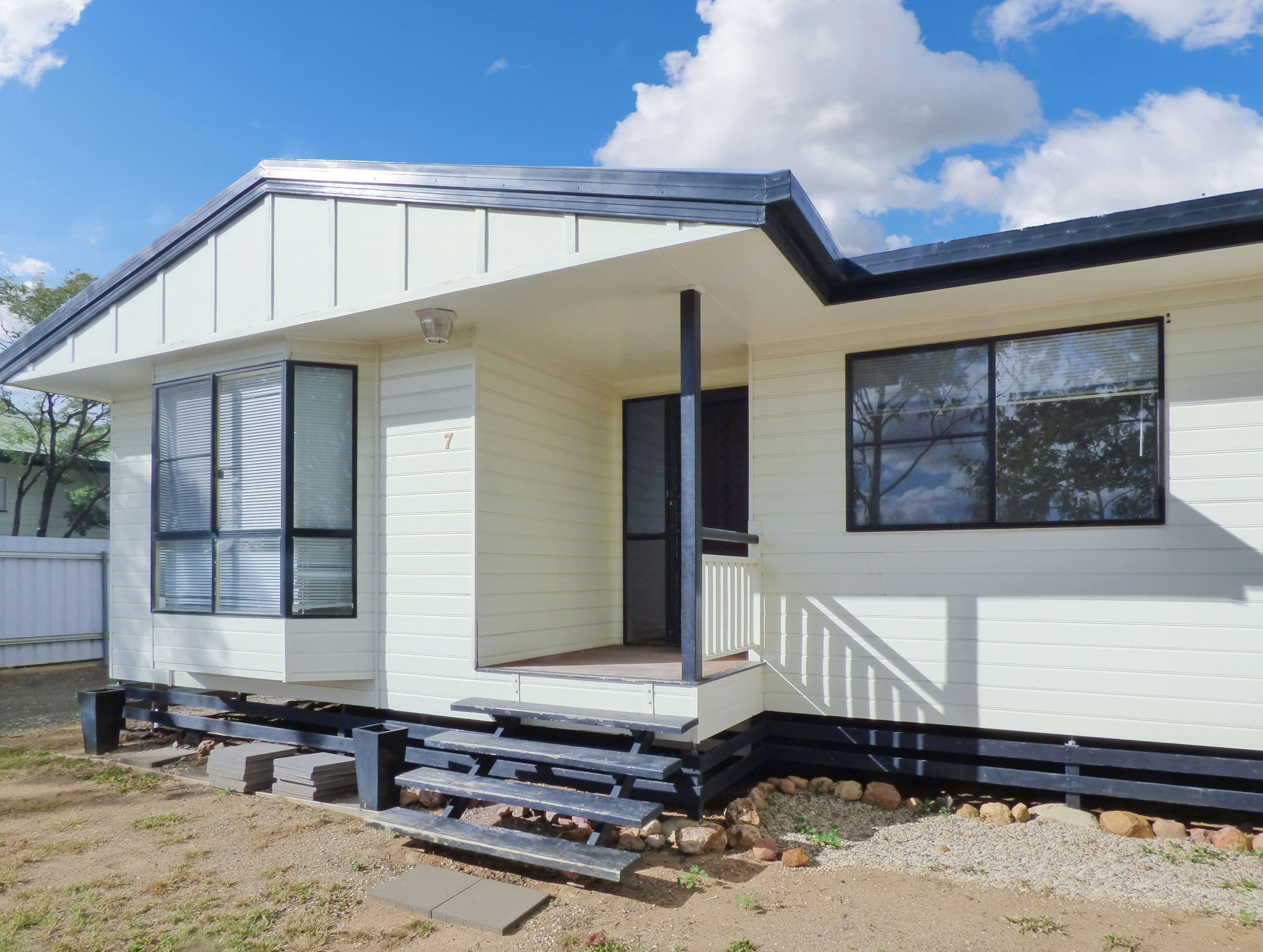7 Rosedale Close, Roma QLD 4455, Roma - Thumbnail 2