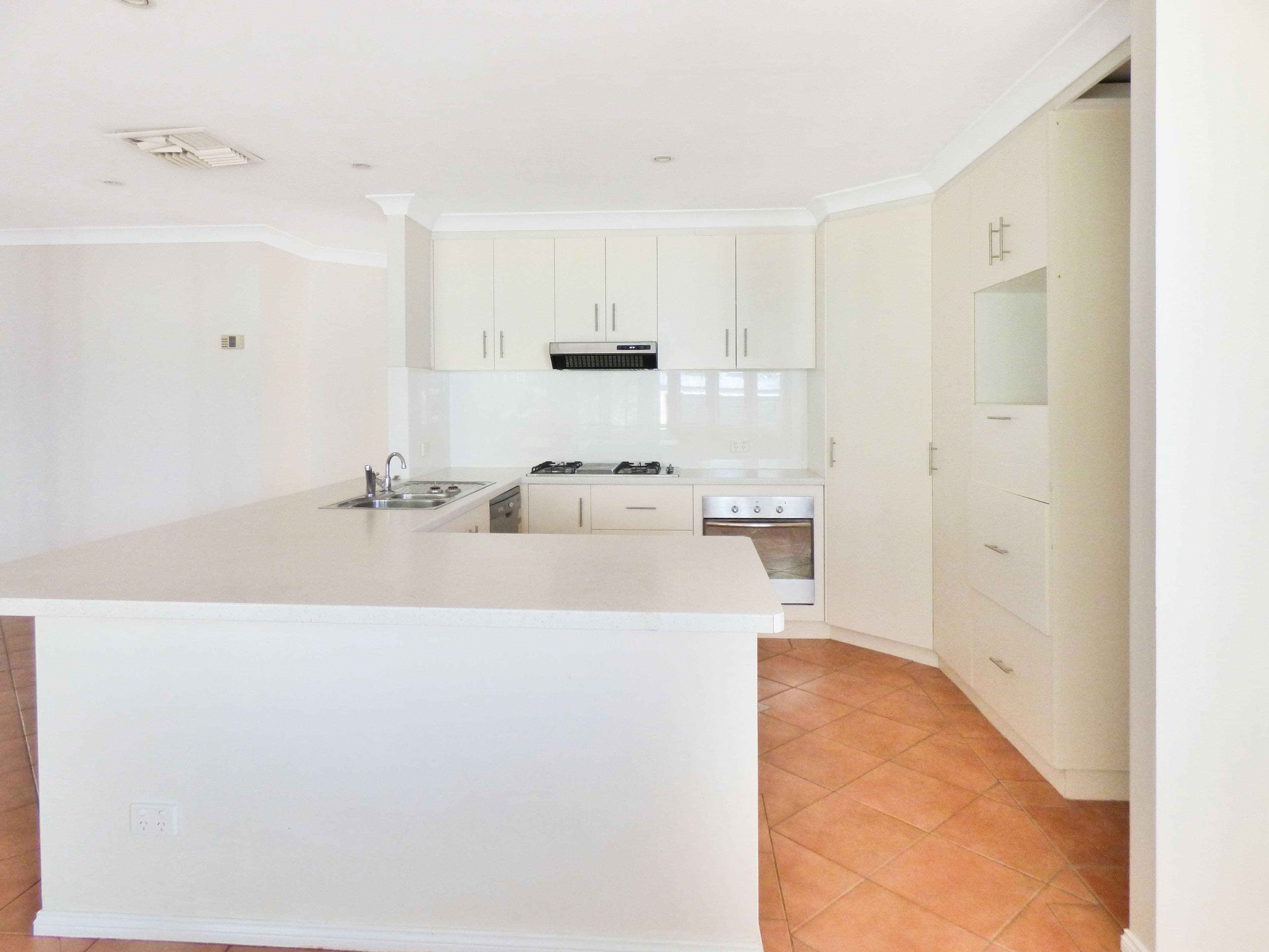 7 Rosedale Close, Roma QLD 4455, Roma - Thumbnail 3