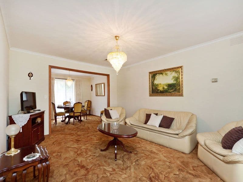 24 Kubis Crescent, DINGLEY VILLAGE VIC 3172, Dingley Village - Thumbnail 2