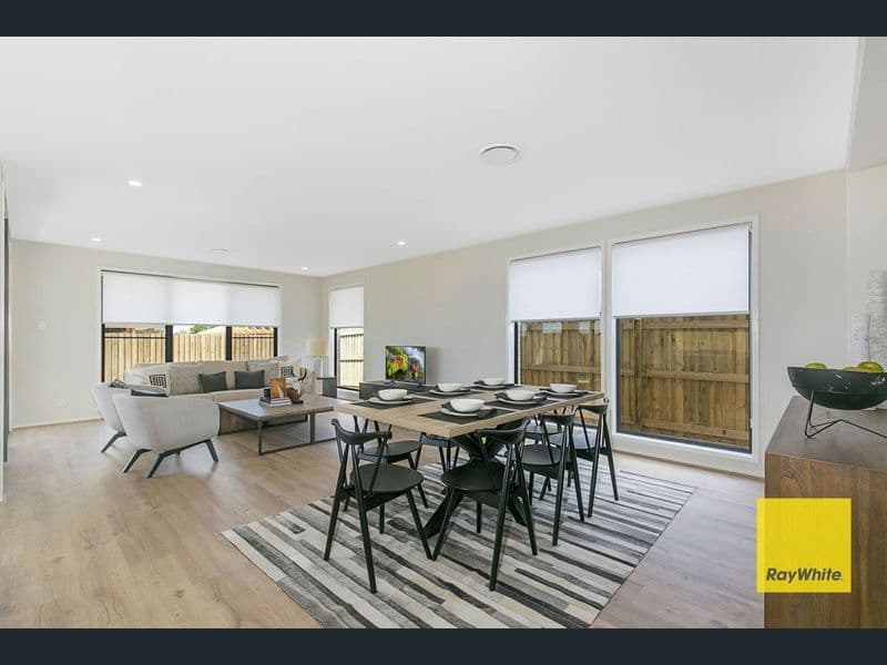29 Majestic Crescent, Hemmant QLD 4174, Hemmant - Thumbnail 2