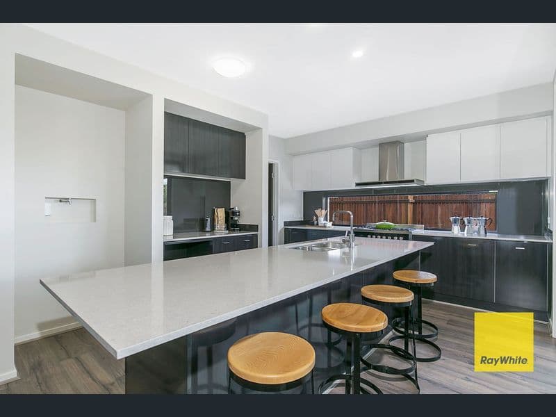 29 Majestic Crescent, Hemmant QLD 4174, Hemmant - Thumbnail 4