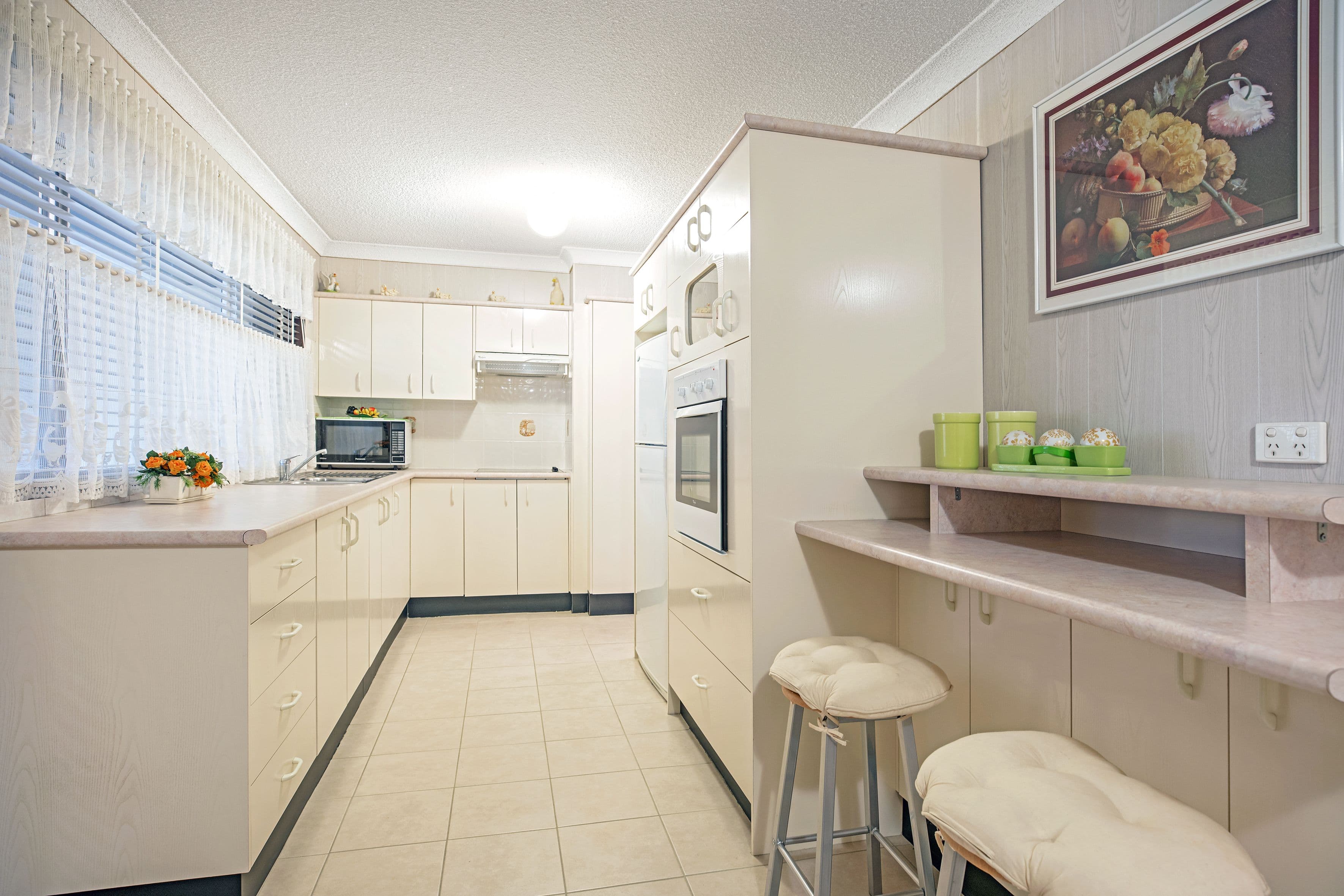 14 Fawkener Place, Werrington County - Thumbnail 2