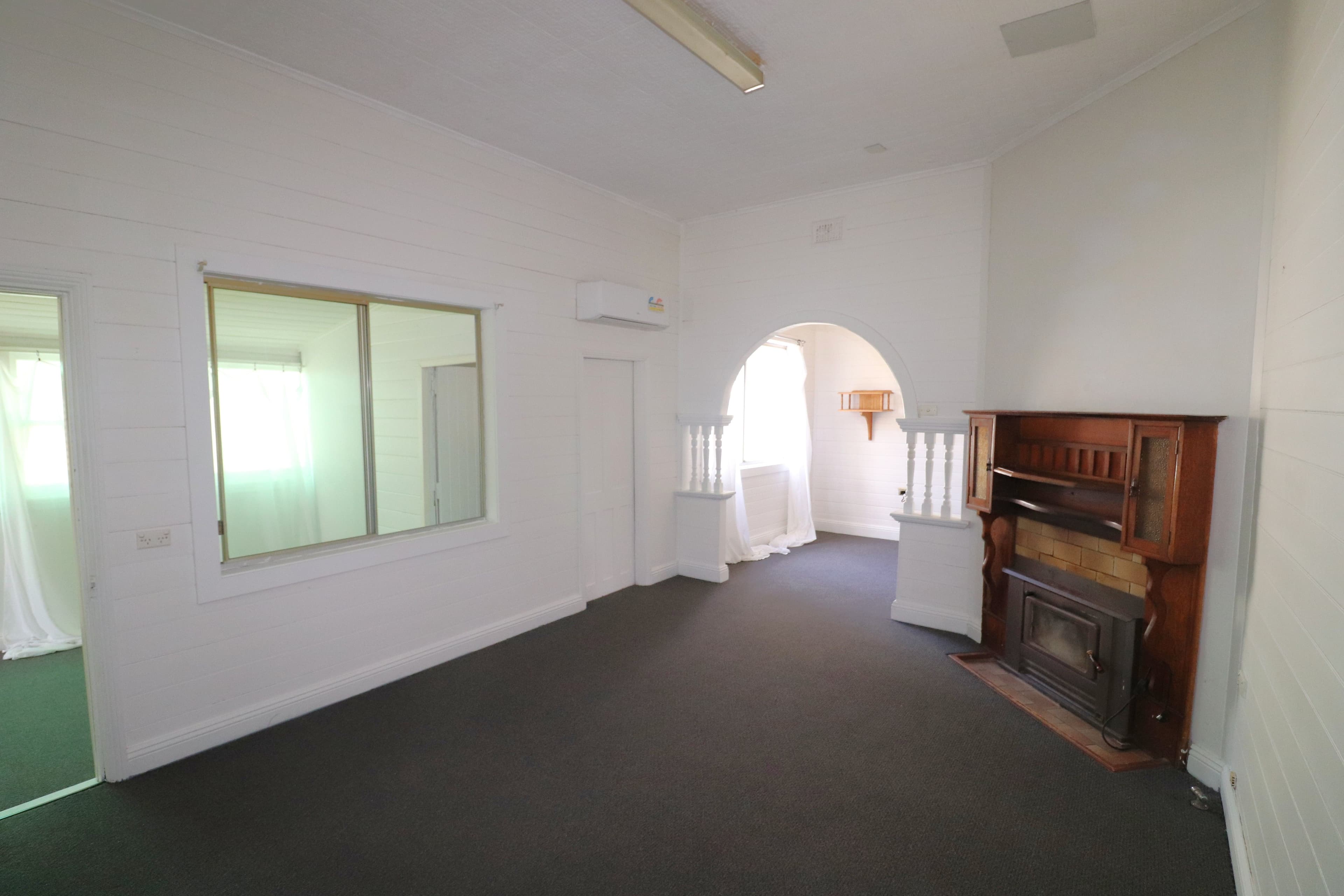 166 Wentworth Street, Glen Innes NSW 2370, Glen Innes - Thumbnail 3