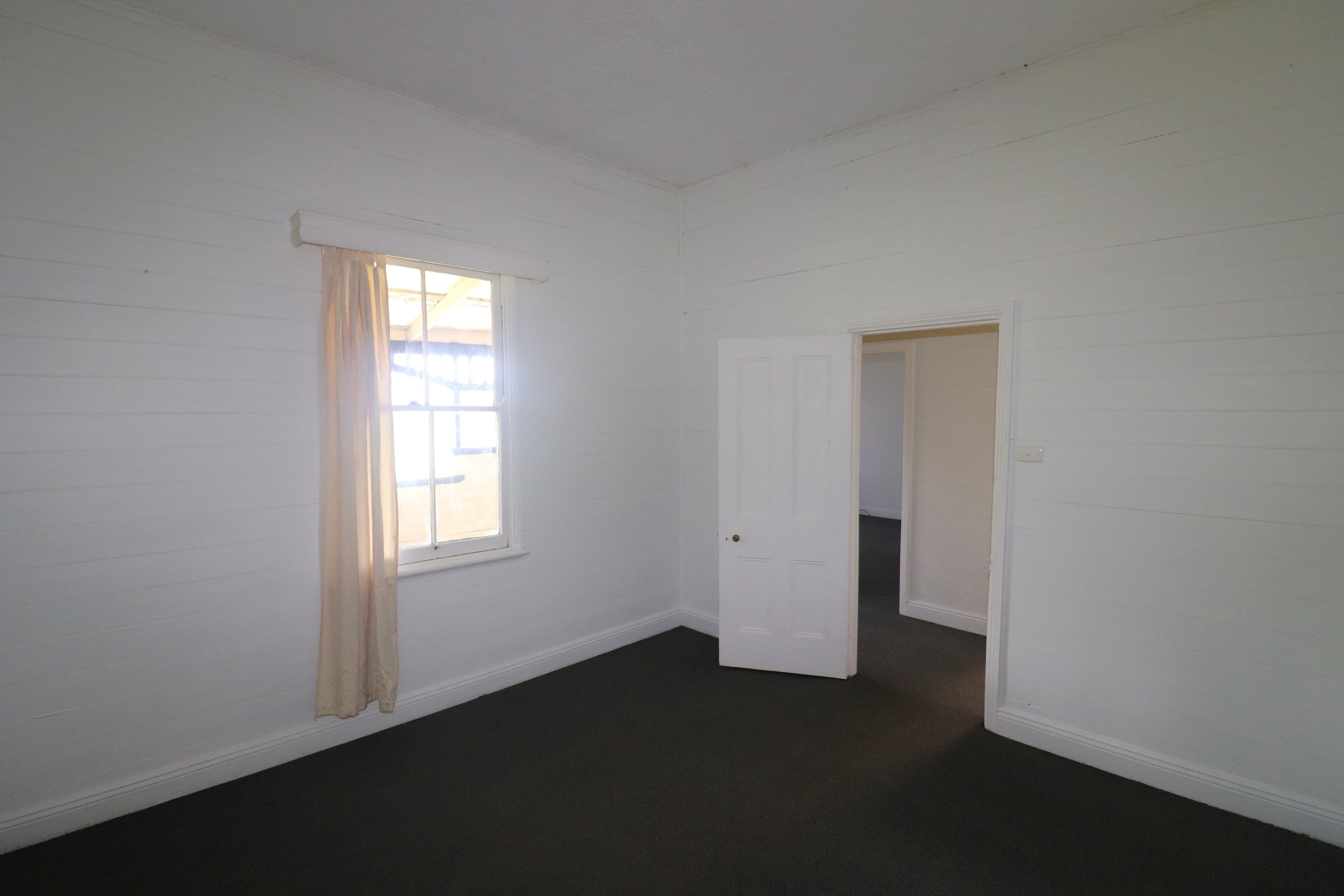 166 Wentworth Street, Glen Innes NSW 2370, Glen Innes - Thumbnail 7