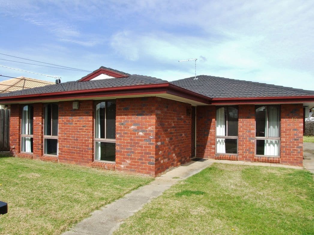19 Bridgeford Crescent, MELTON SOUTH VIC 3338, Melton South - Image 1