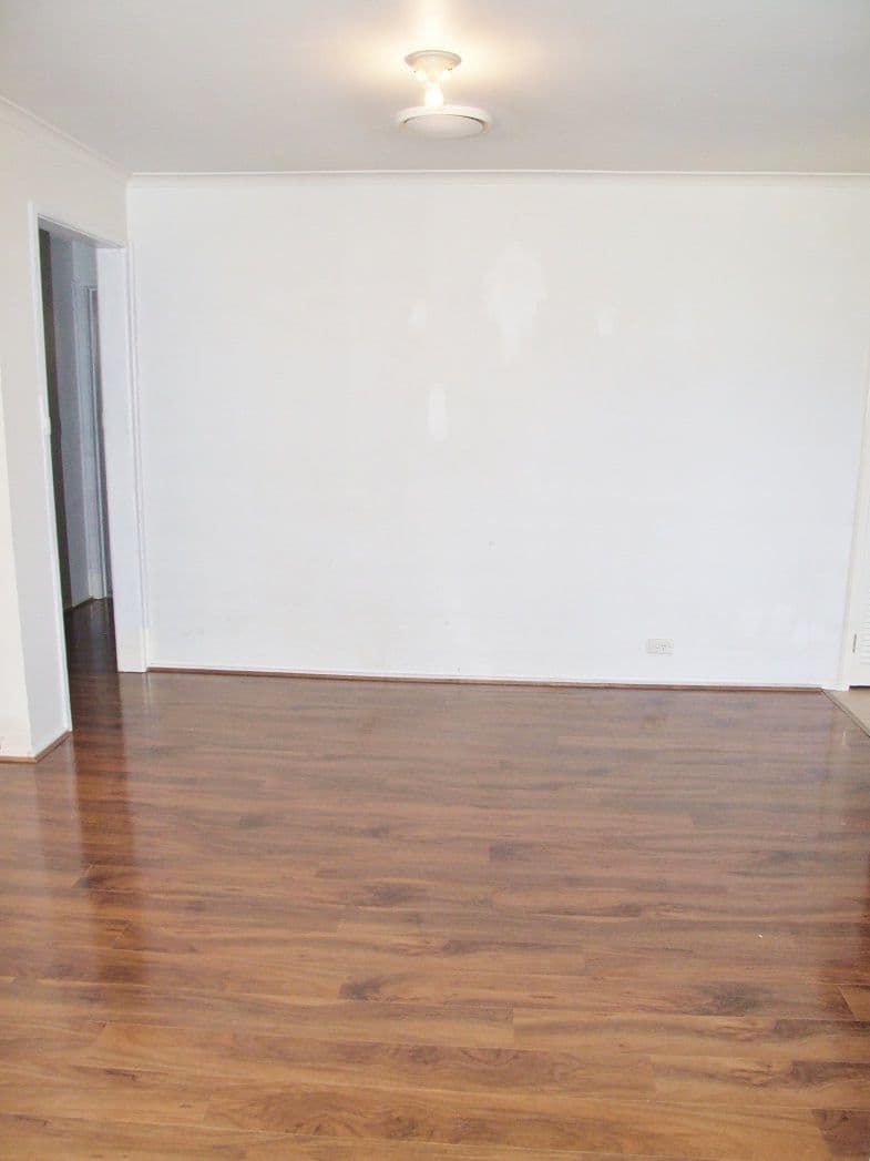 19 Bridgeford  Crescent, MELTON SOUTH VIC 3338, Melton South - Thumbnail 2