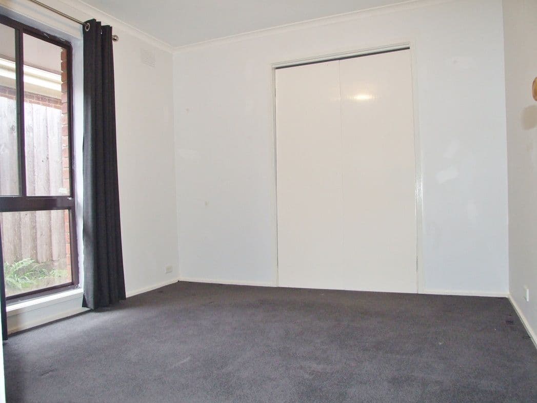 19 Bridgeford  Crescent, MELTON SOUTH VIC 3338, Melton South - Thumbnail 7