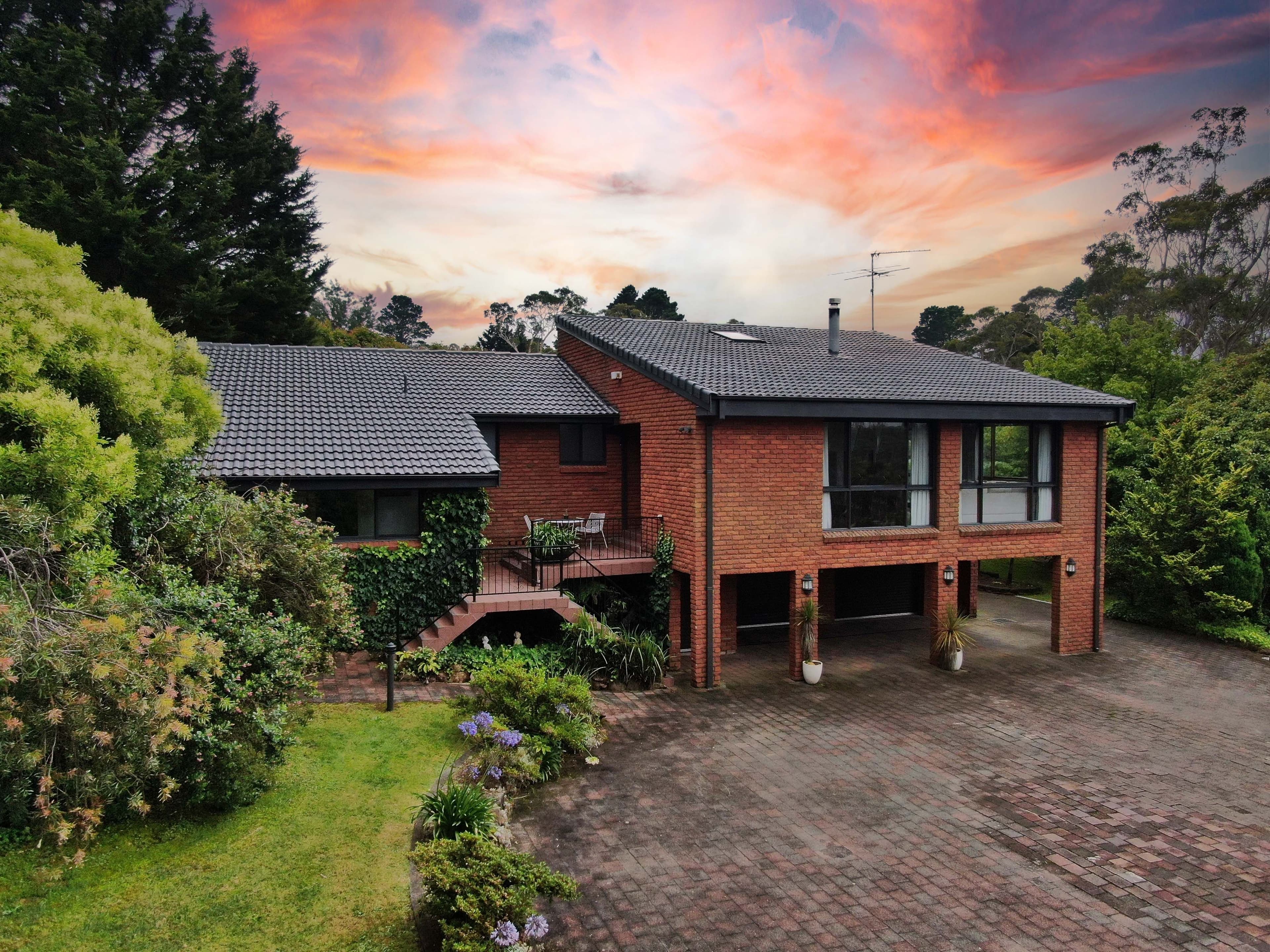 16-18 Maple Grove, Wentworth Falls NSW 2782, Wentworth Falls - Thumbnail 2
